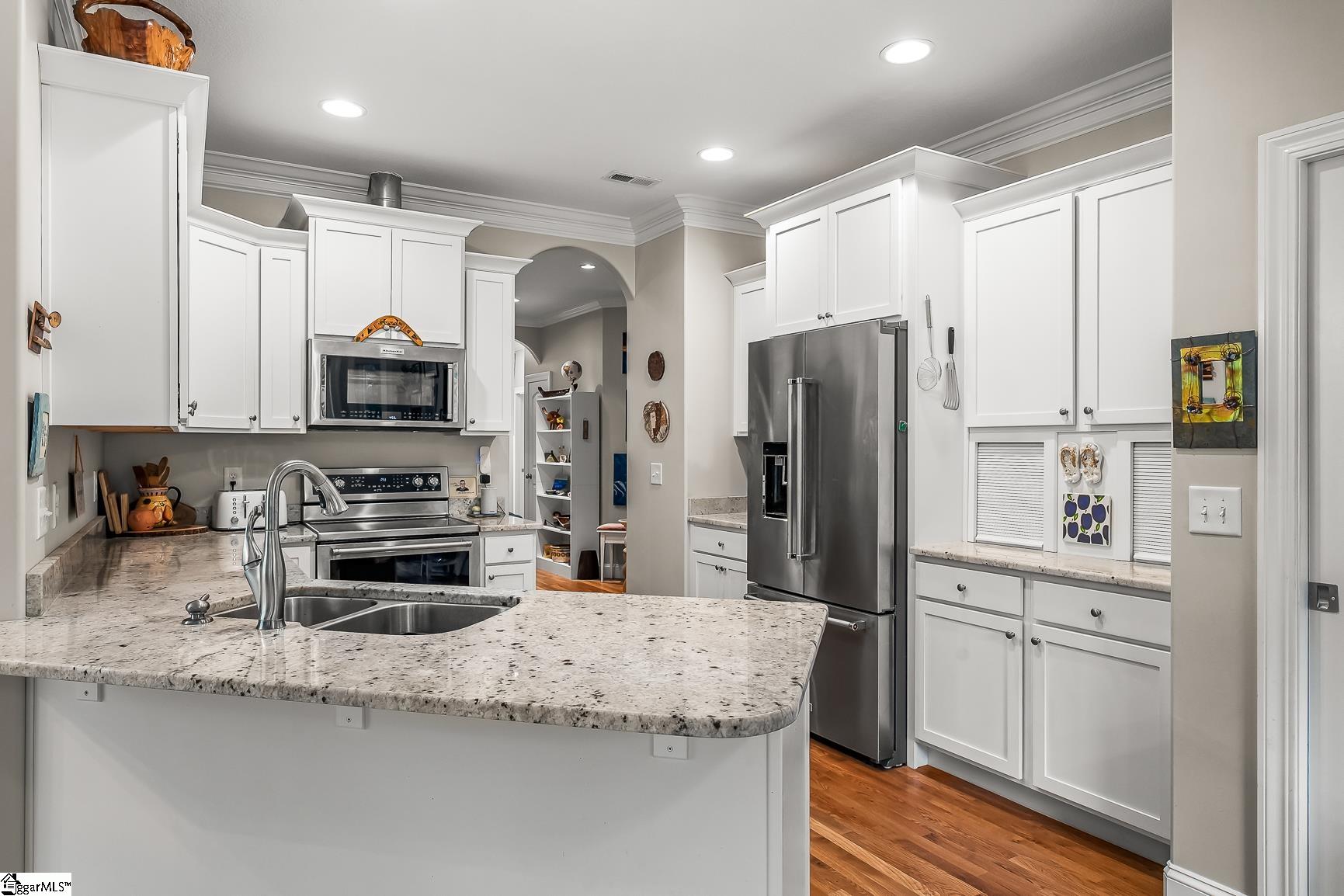 6 Silverbush Lane Marietta, SC 29661