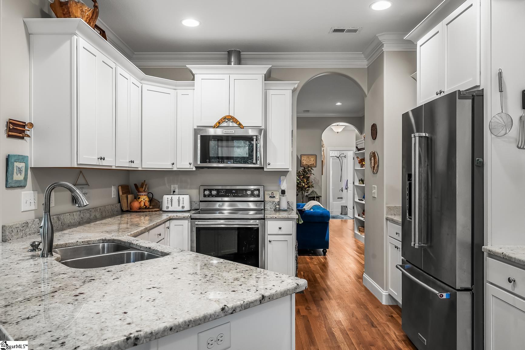 6 Silverbush Lane Marietta, SC 29661