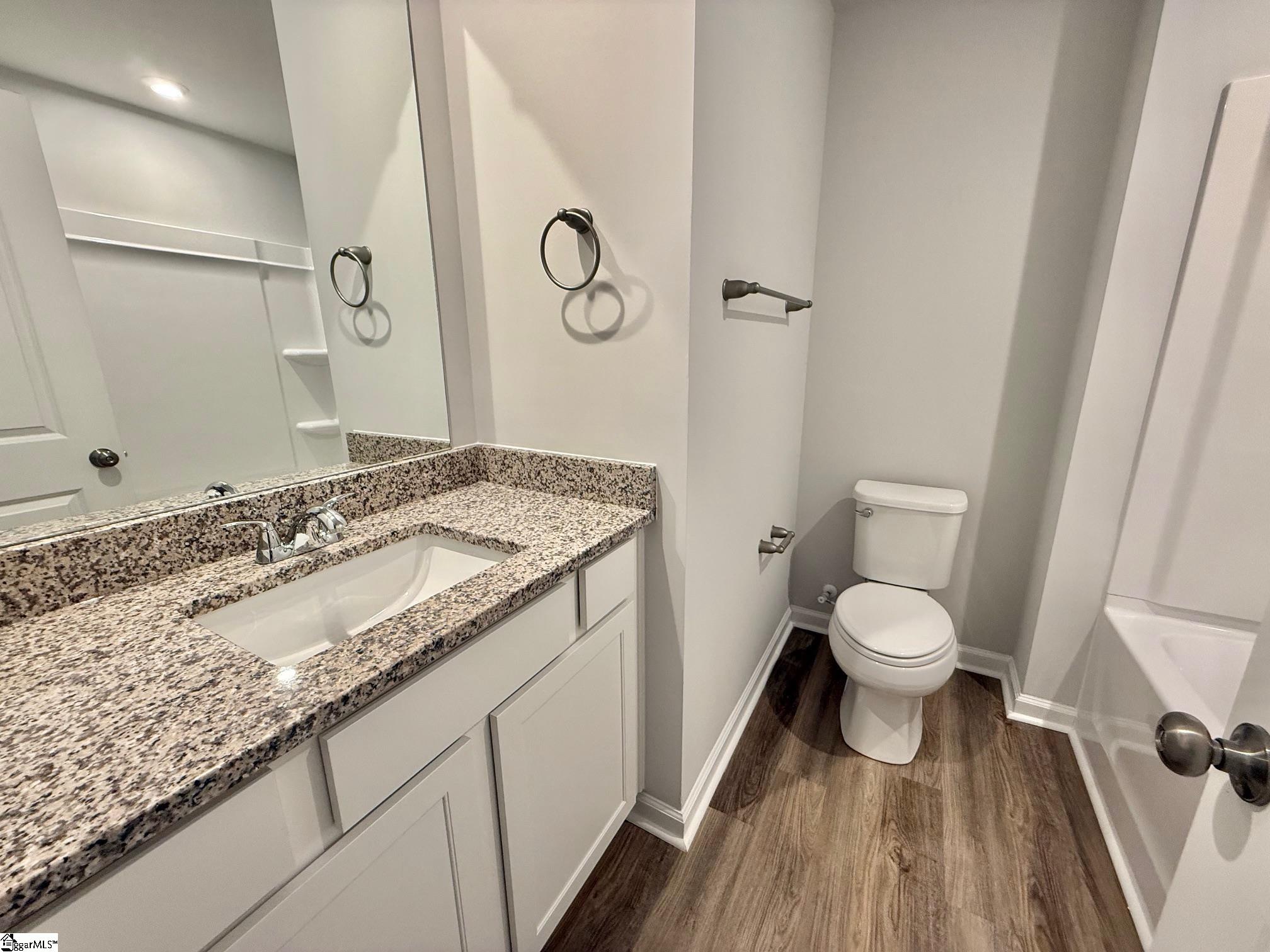 1253 Forestbrook Lane Spartanburg, SC 29303