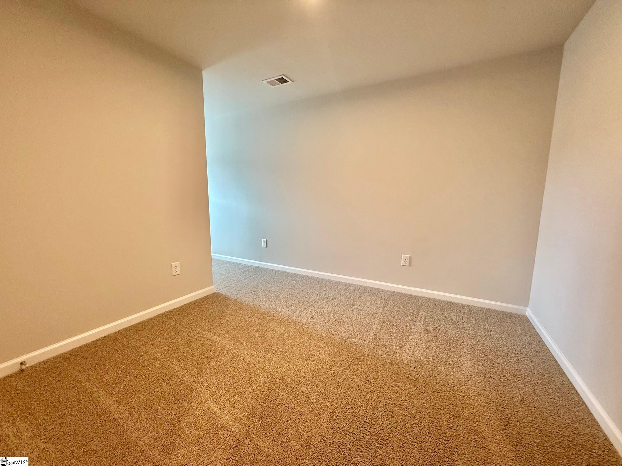 1253 Forestbrook Lane Spartanburg, SC 29303