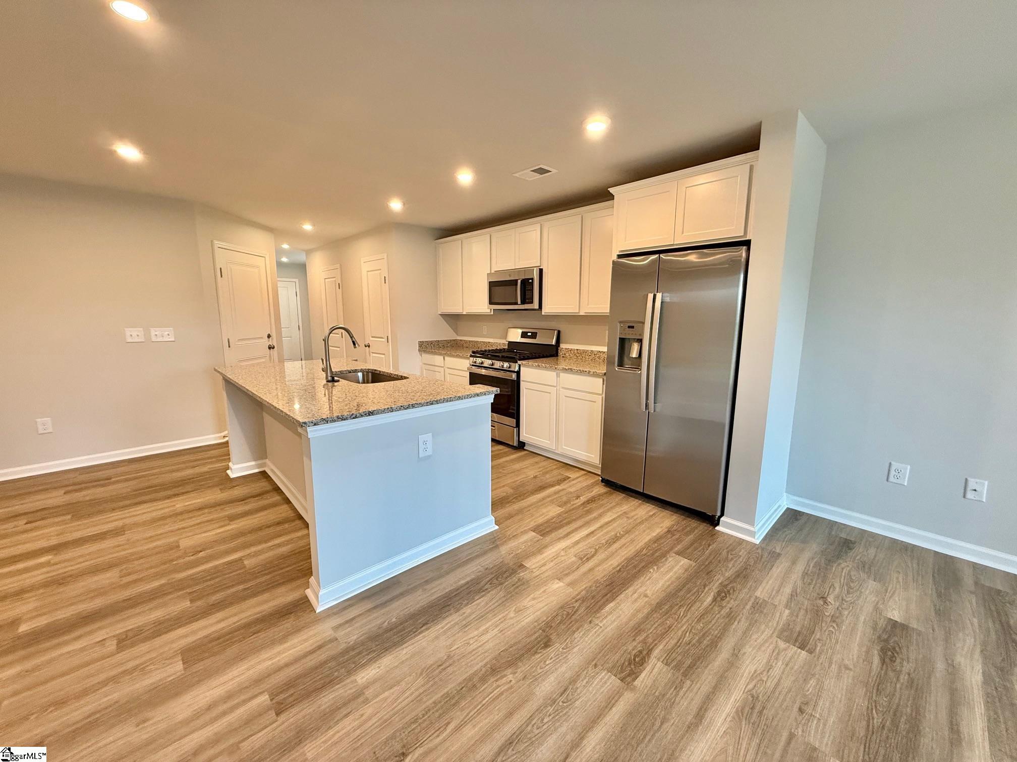 1253 Forestbrook Lane Spartanburg, SC 29303