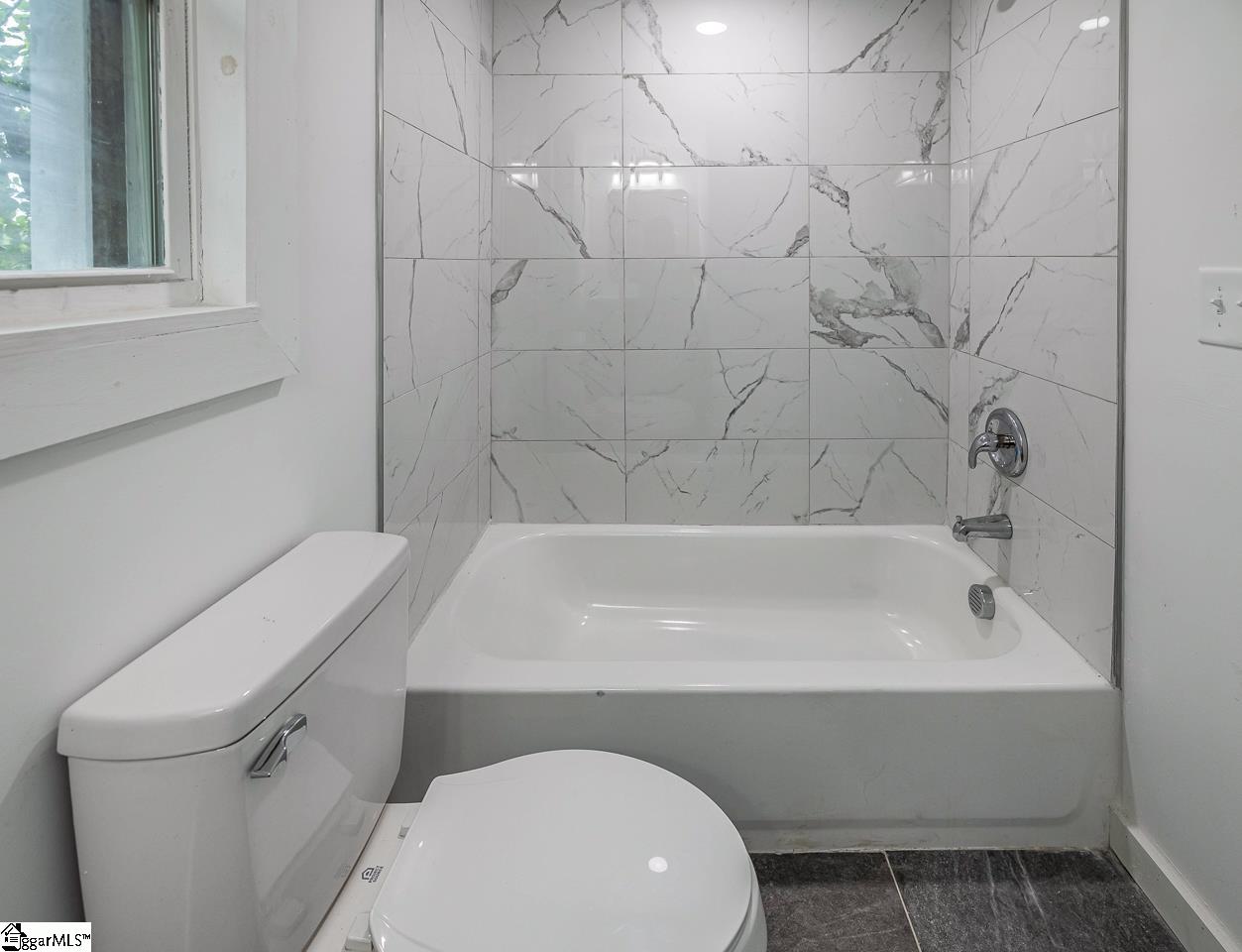 611 Hunters Court Laurens, SC 29360