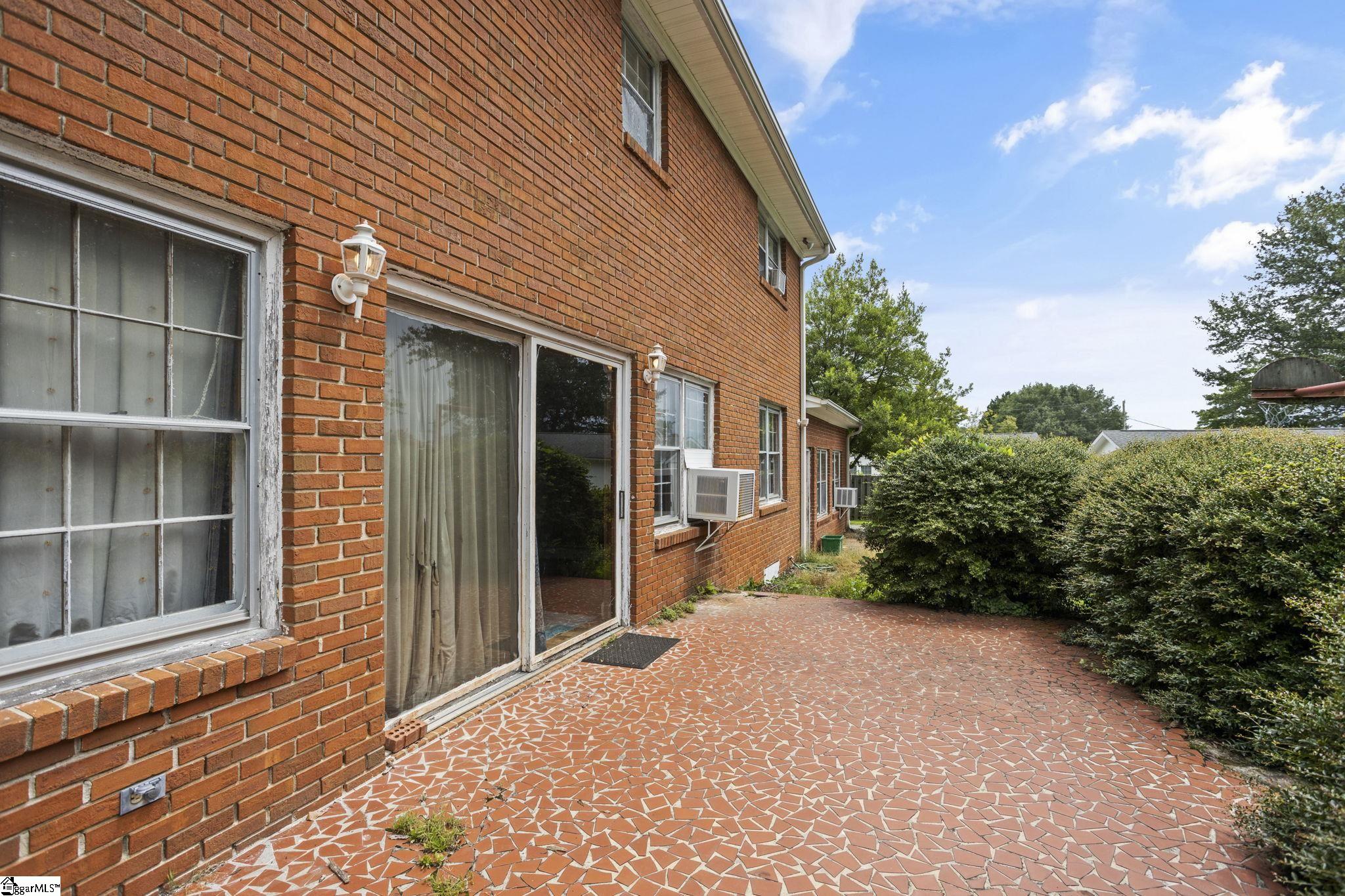 132 Avalon Circle Easley, SC 29640