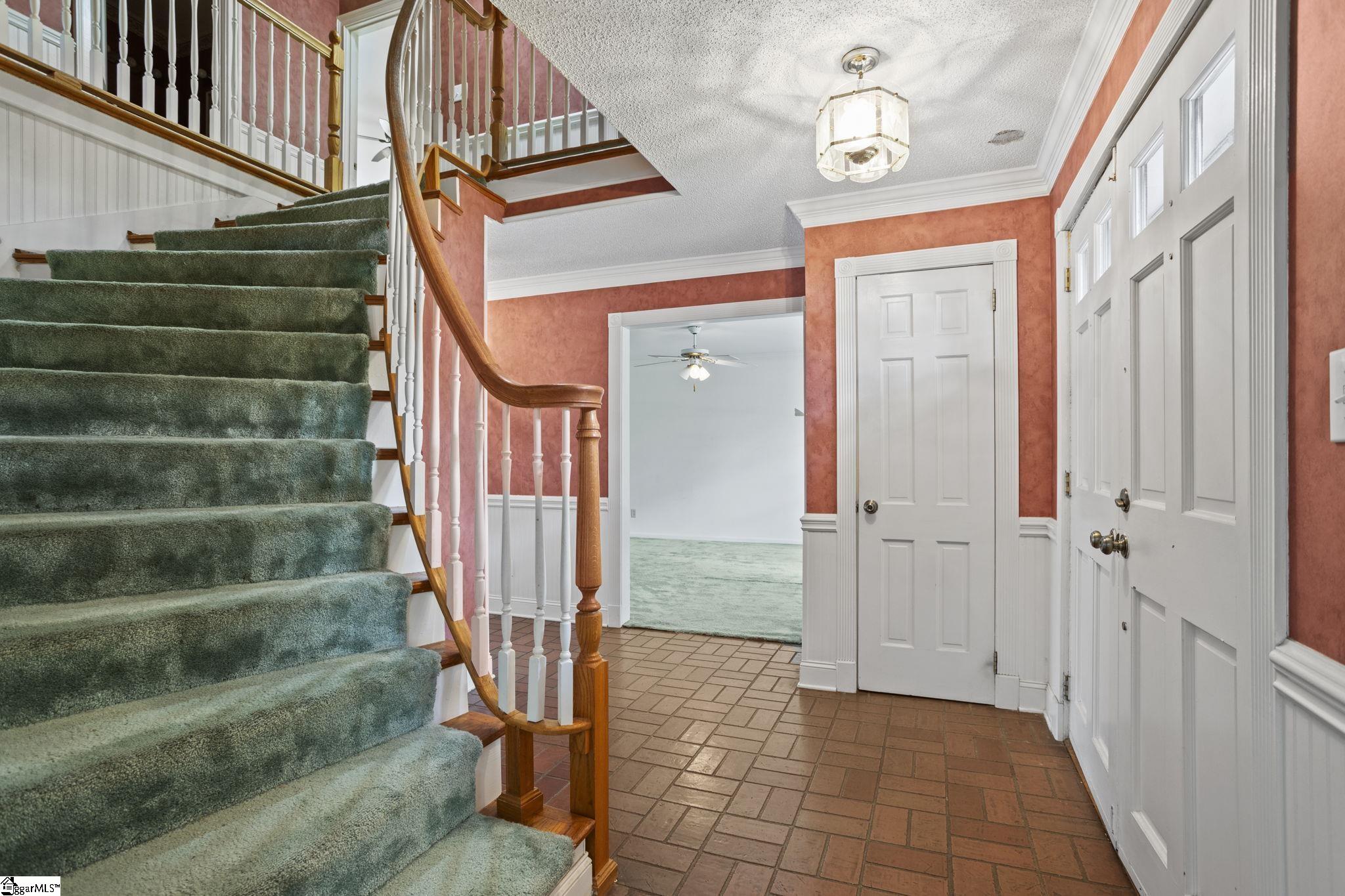 132 Avalon Circle Easley, SC 29640