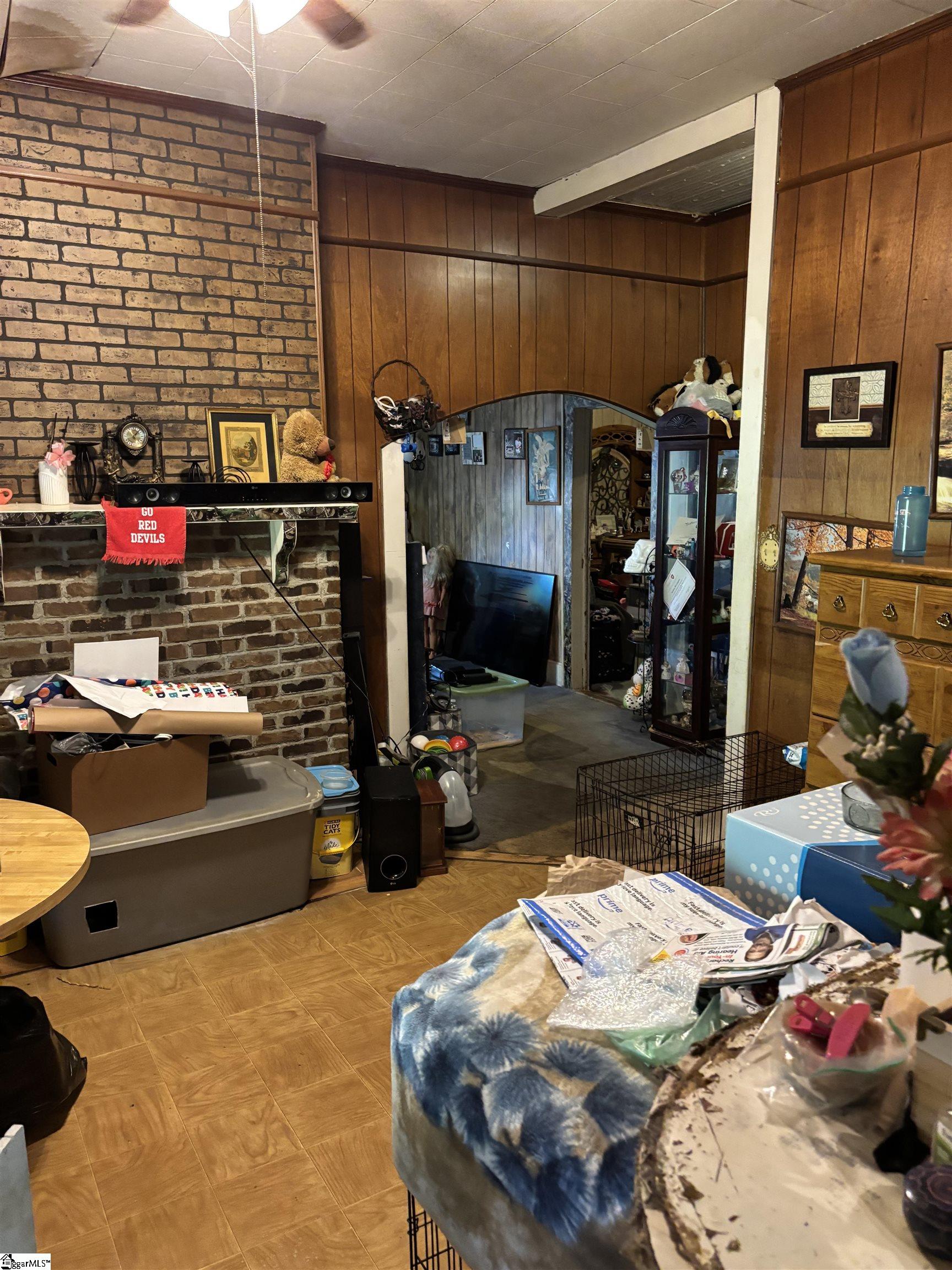 708 Jefferson Street Clinton, SC 29325