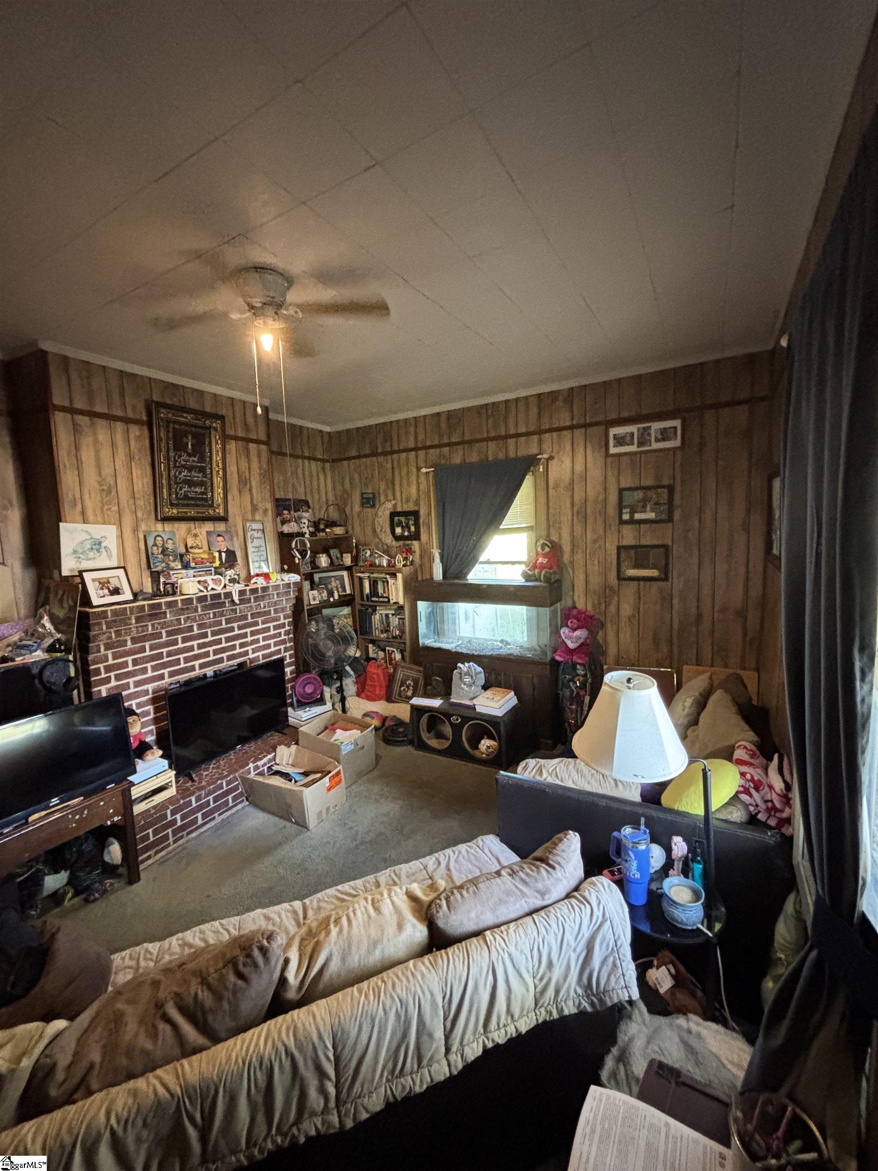 708 Jefferson Street Clinton, SC 29325