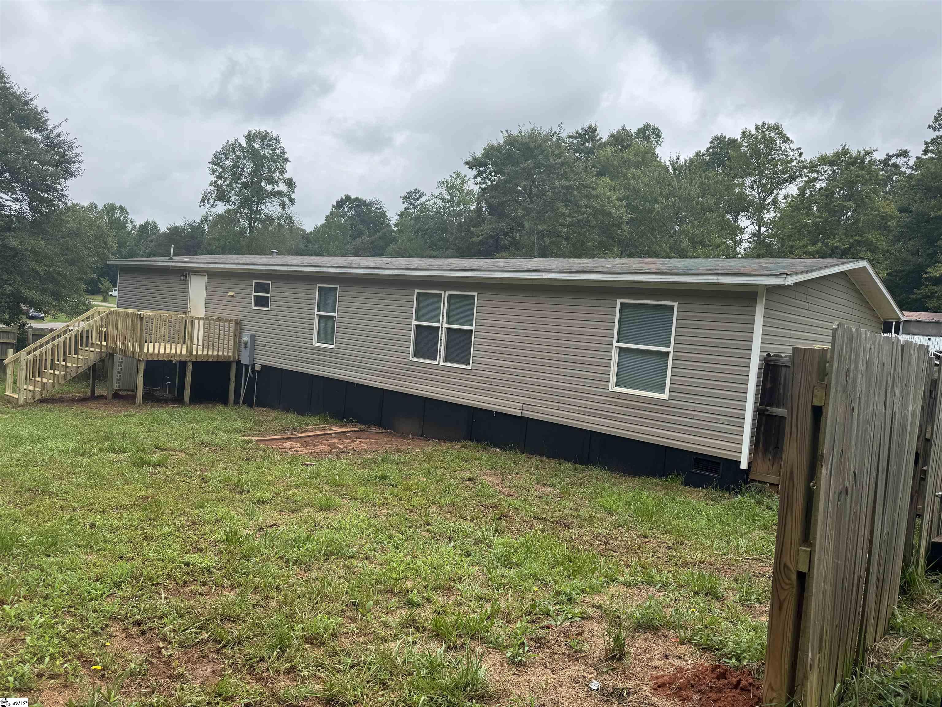 206 Eva Easley, SC 29640