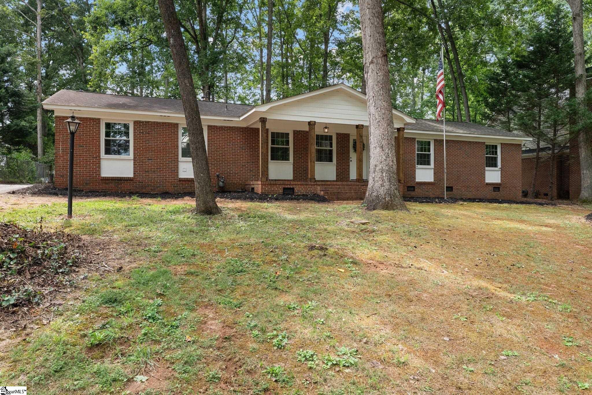 208 Spring Drive Easley, SC 29642