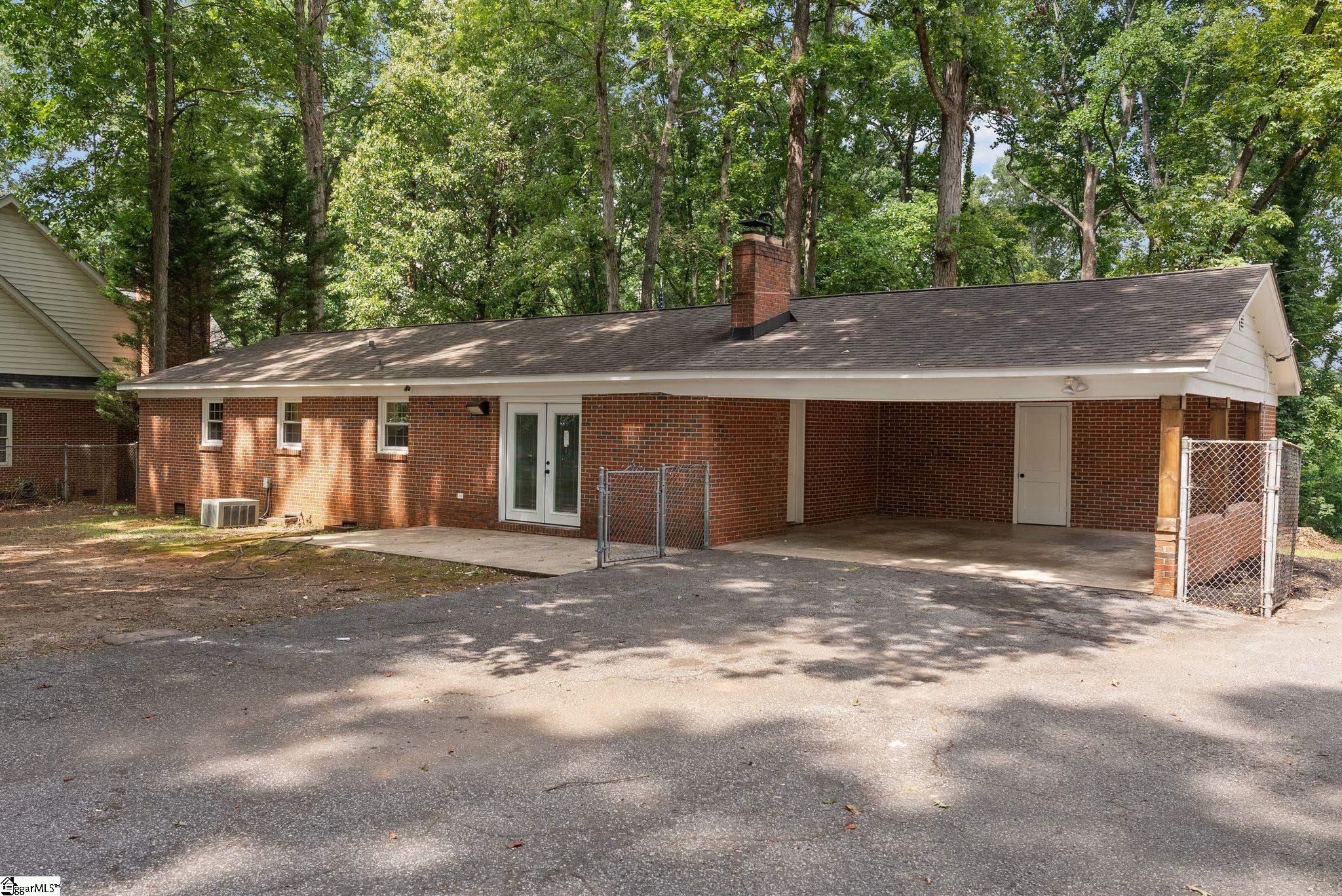 208 Spring Drive Easley, SC 29642