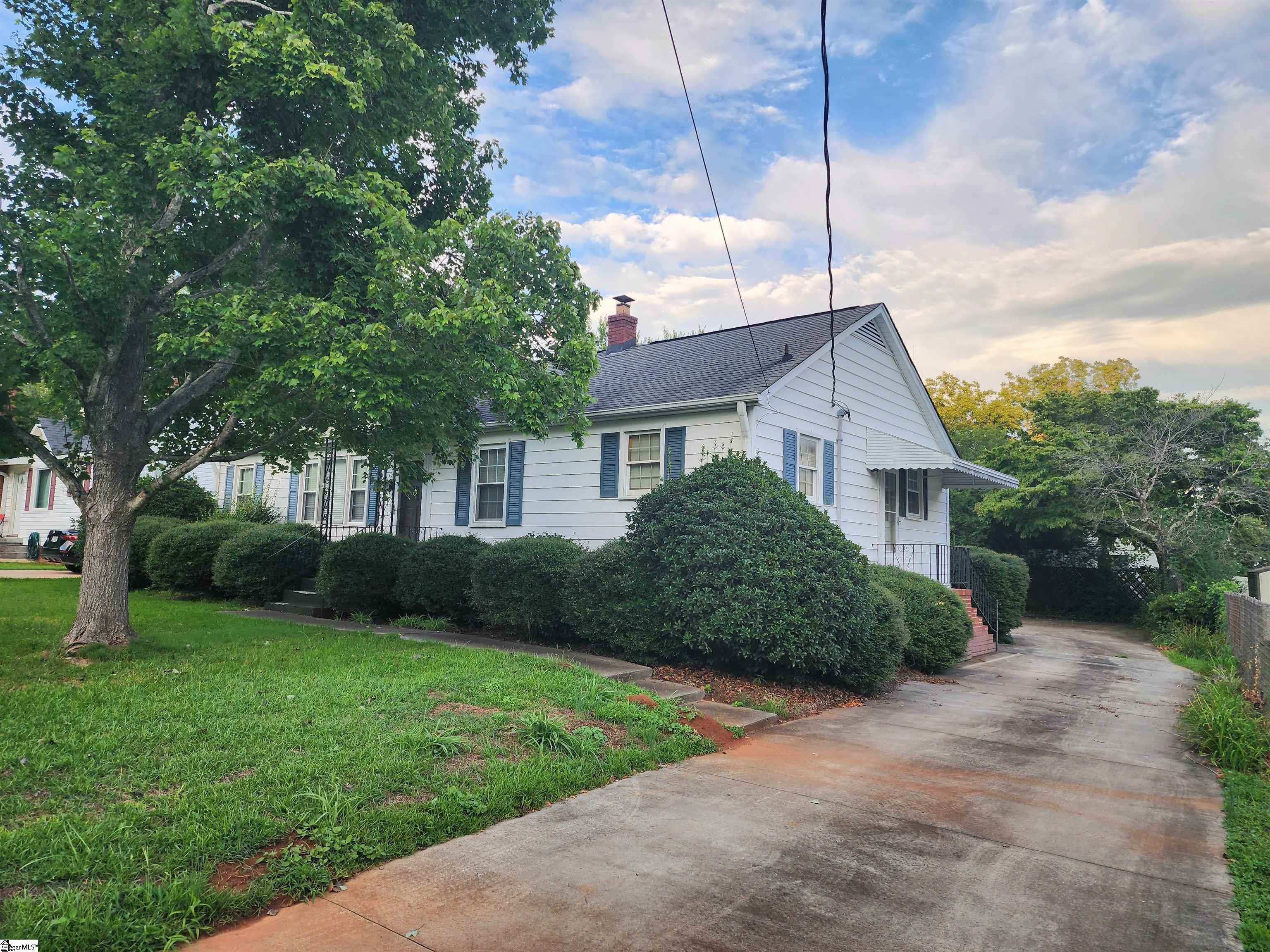 210 Tindal Road Greenville, SC 29617