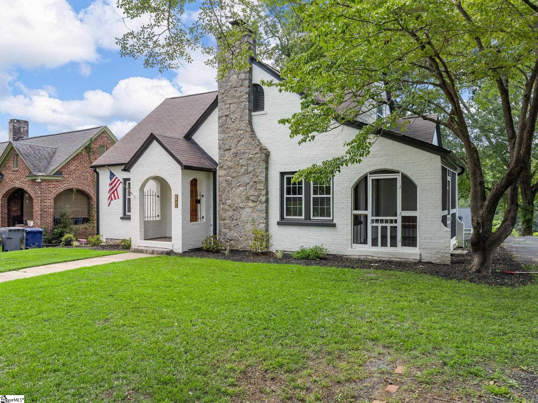 144 E Victoria Road Spartanburg, SC 29301