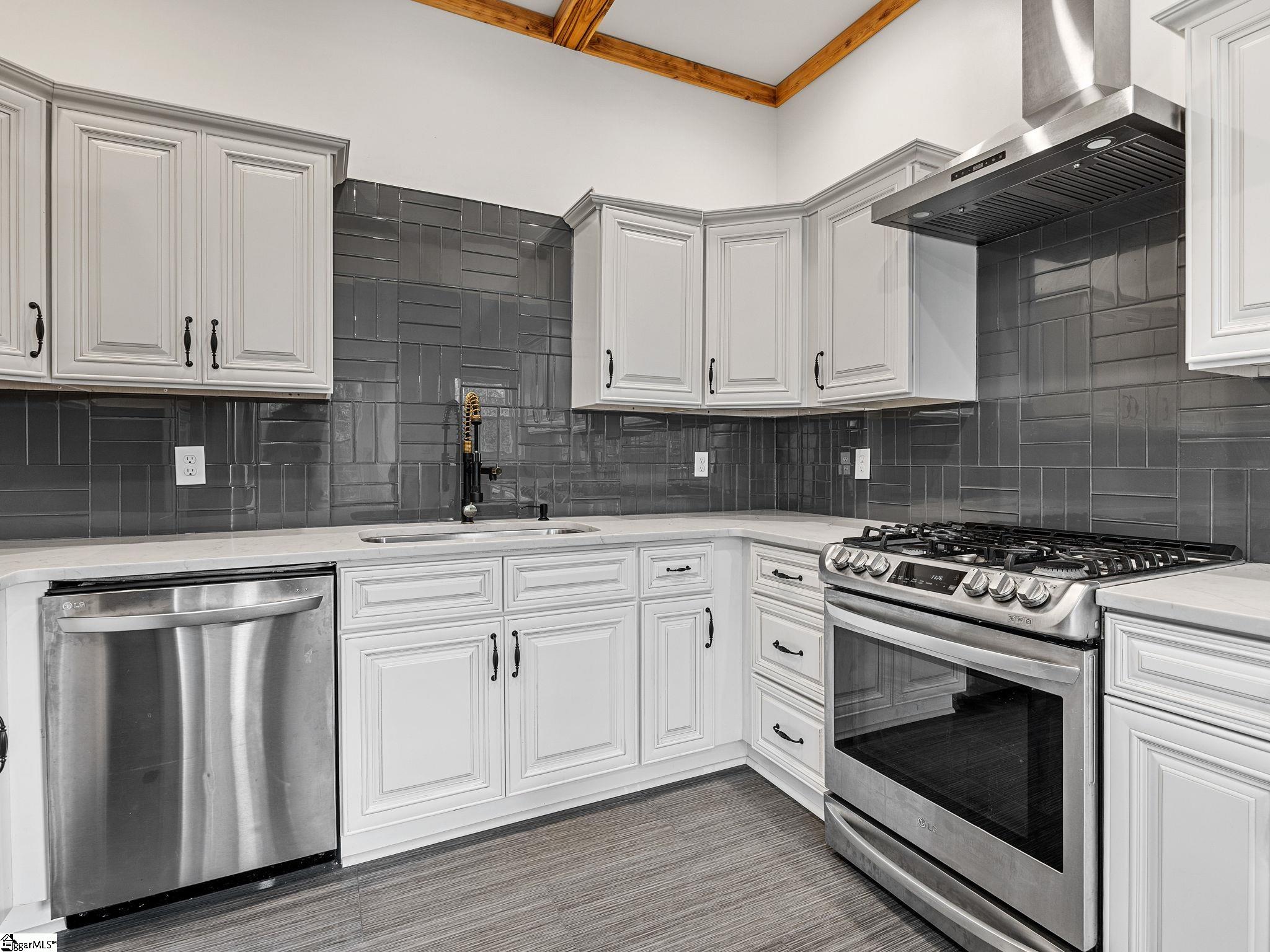 144 E Victoria Road Spartanburg, SC 29301
