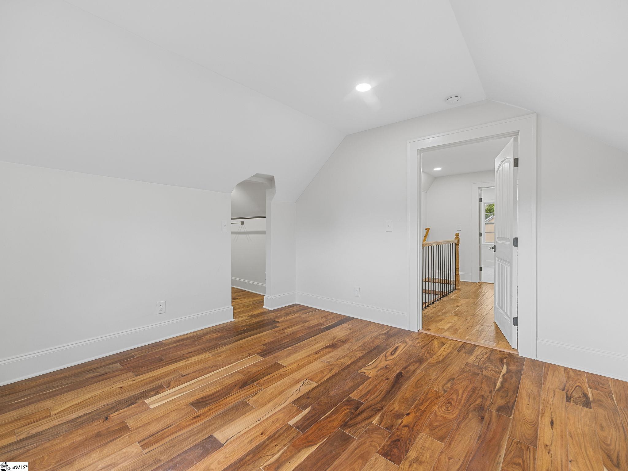 144 E Victoria Road Spartanburg, SC 29301