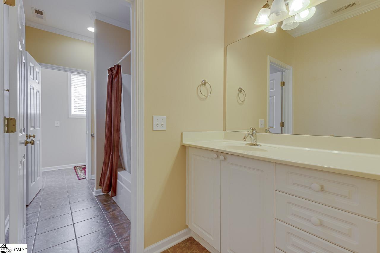 102 Wineberry Way Greenville, SC 29615