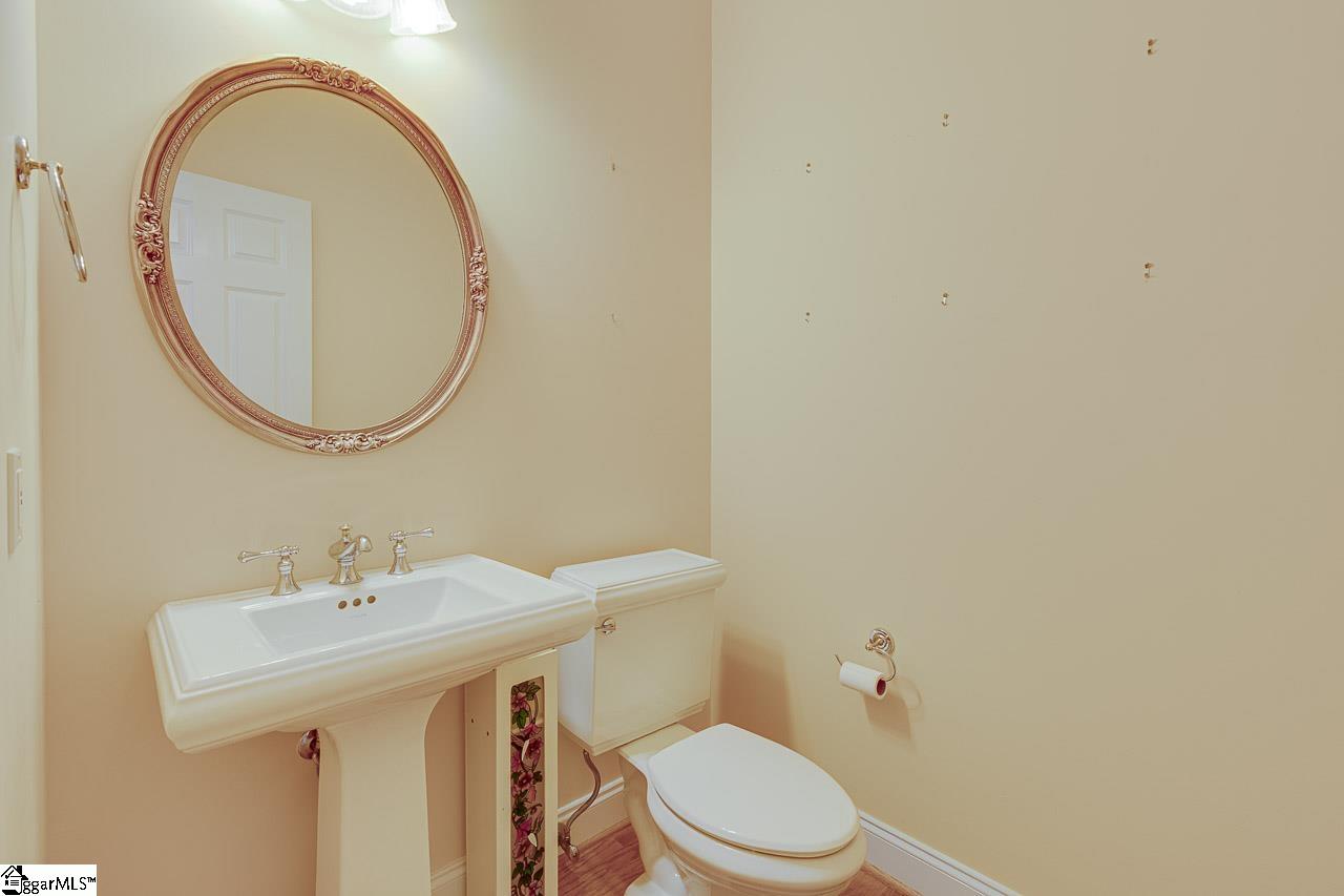 102 Wineberry Way Greenville, SC 29615