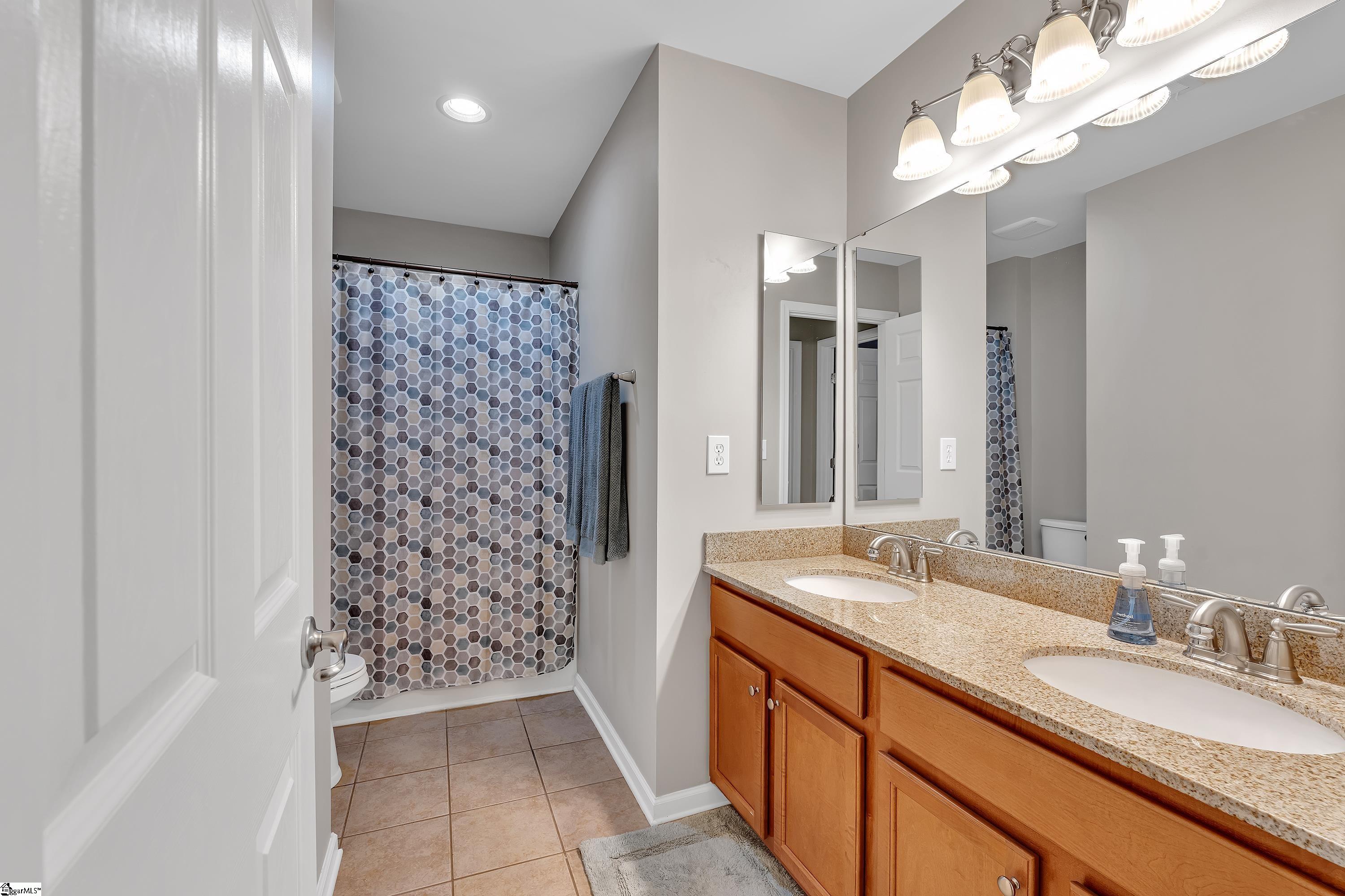 139 Scotts Bluff Drive Simpsonville, SC 29681