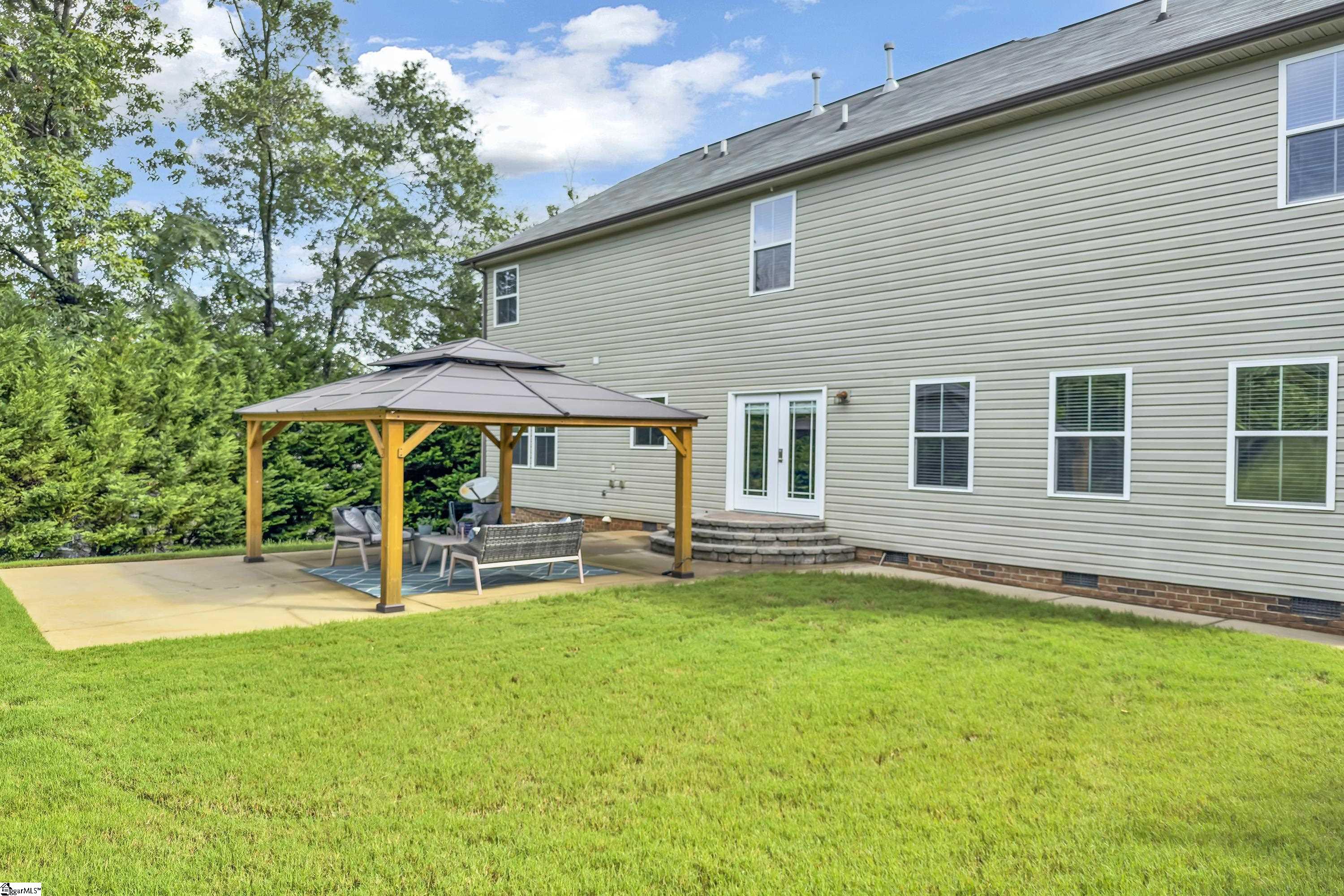 139 Scotts Bluff Drive Simpsonville, SC 29681