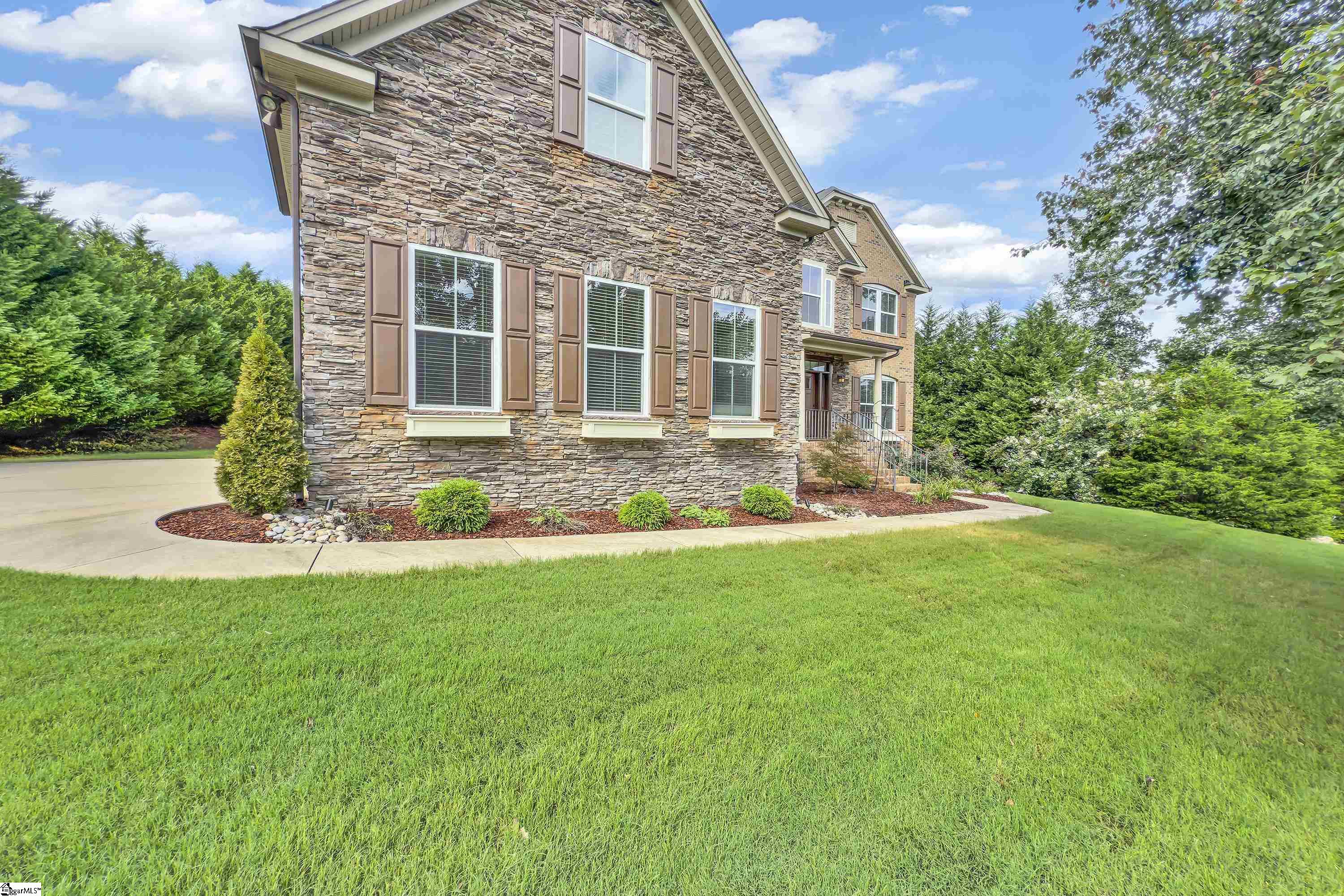 139 Scotts Bluff Drive Simpsonville, SC 29681