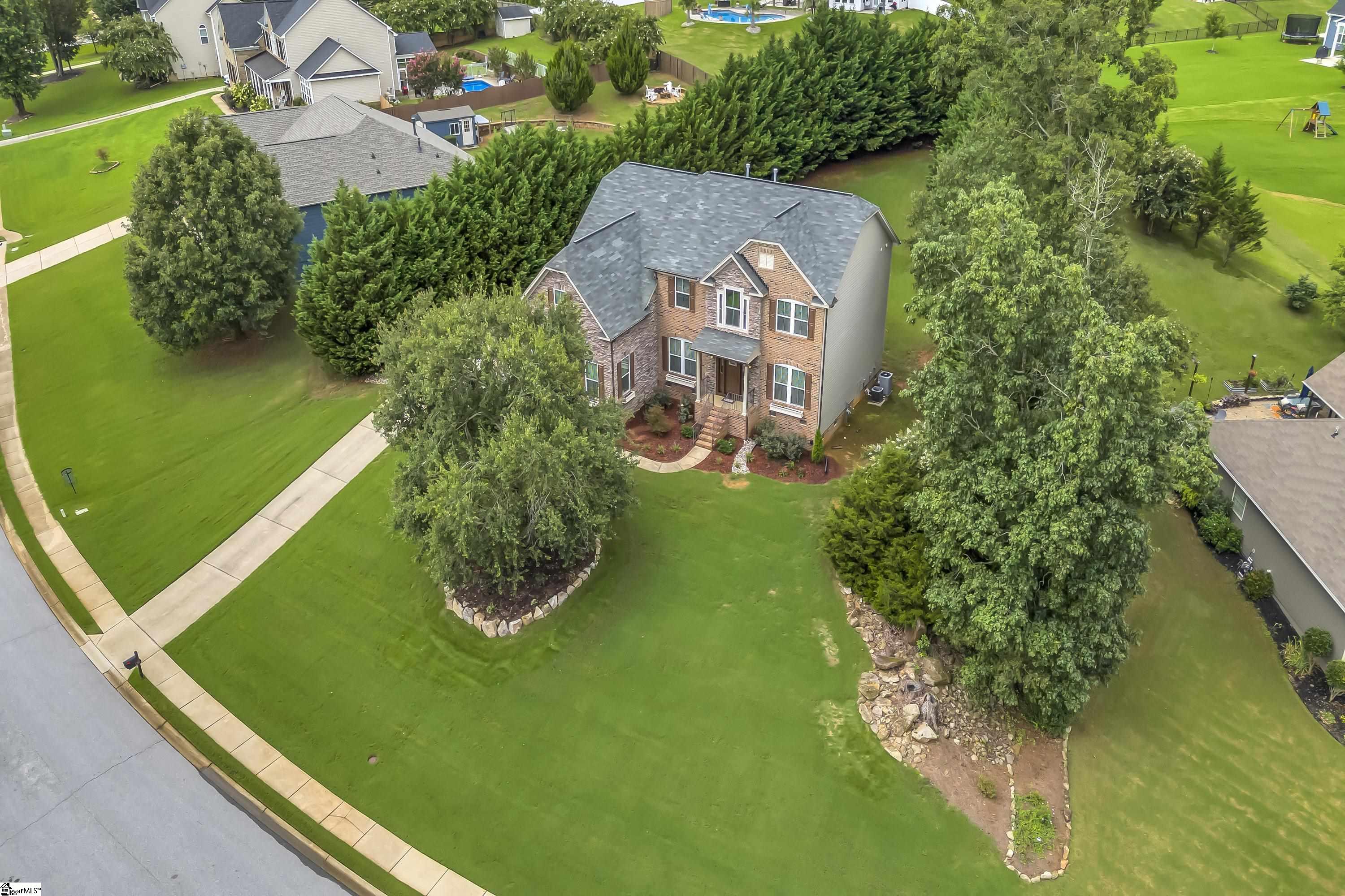 139 Scotts Bluff Drive Simpsonville, SC 29681