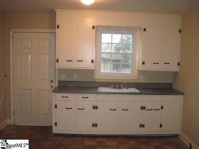 28 Blair Street Greenville, SC 29607-1902