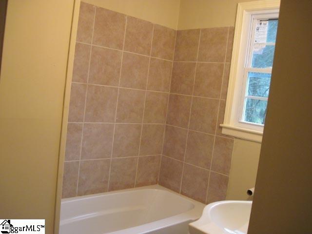 28 Blair Street Greenville, SC 29607-1902