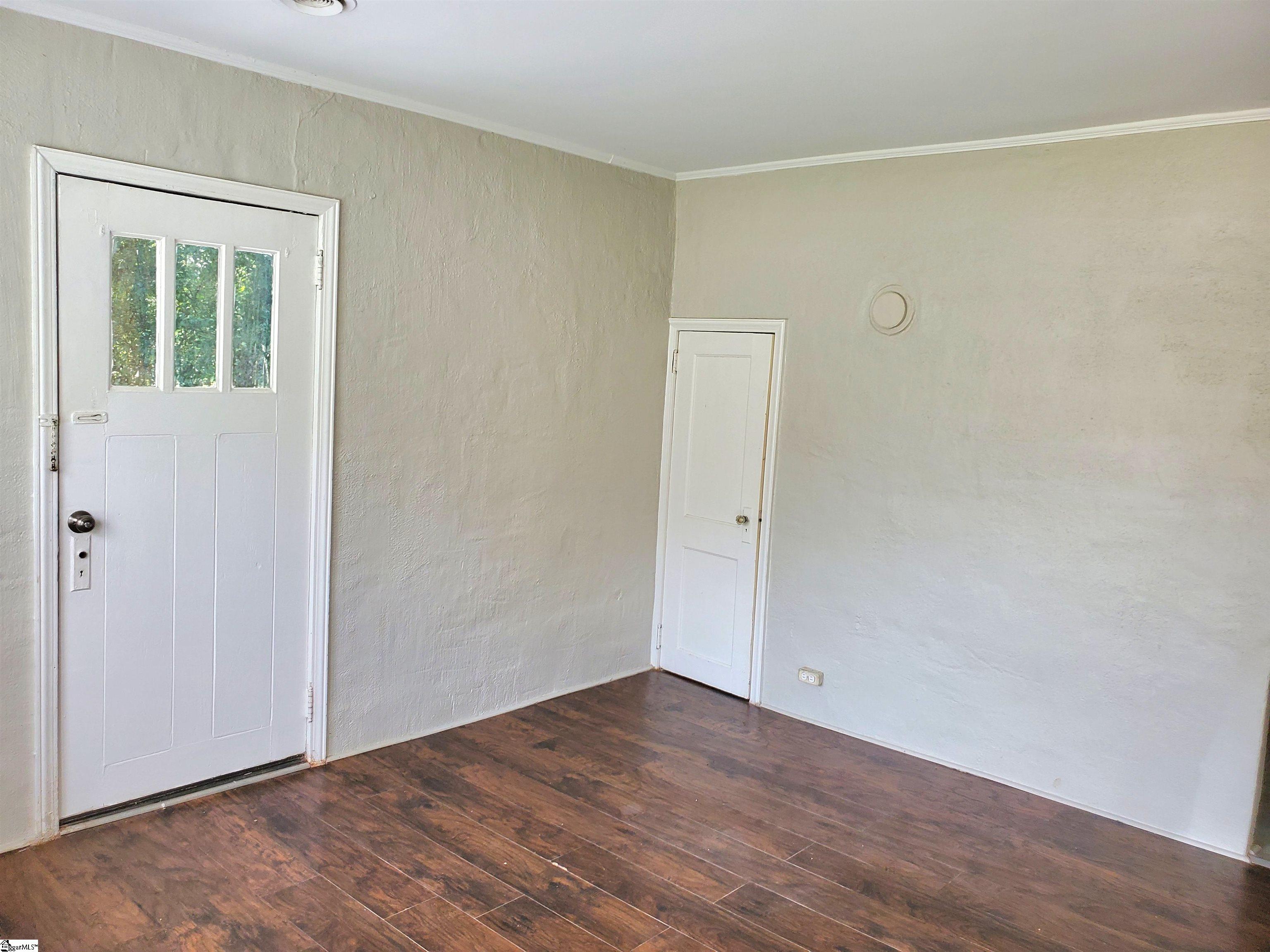 28 Blair Street Greenville, SC 29607-1902