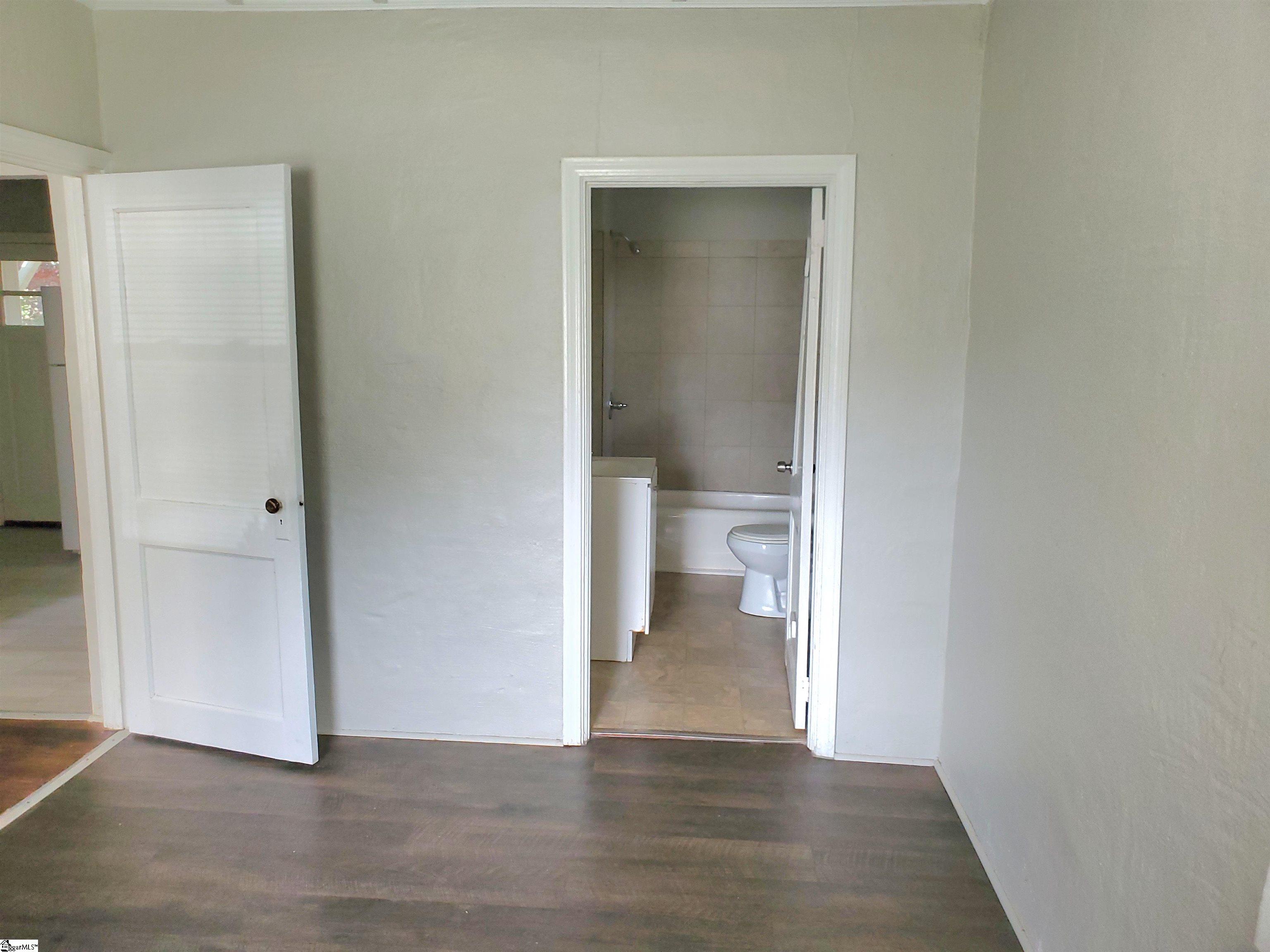 28 Blair Street Greenville, SC 29607-1902