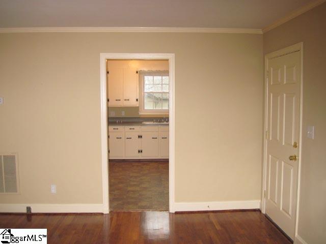 28 Blair Street Greenville, SC 29607-1902