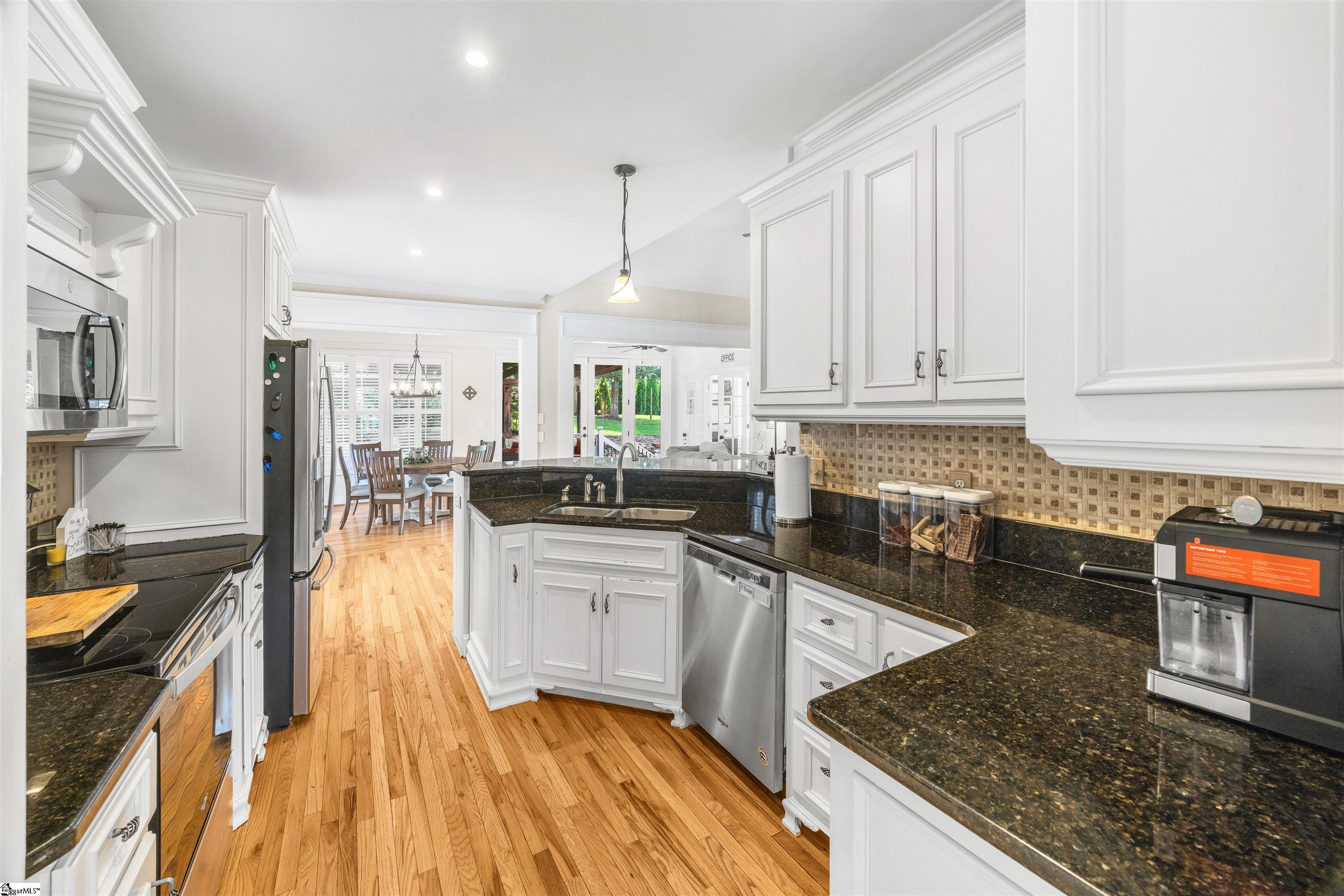 317 Squires Creek Road Simpsonville, SC 29681