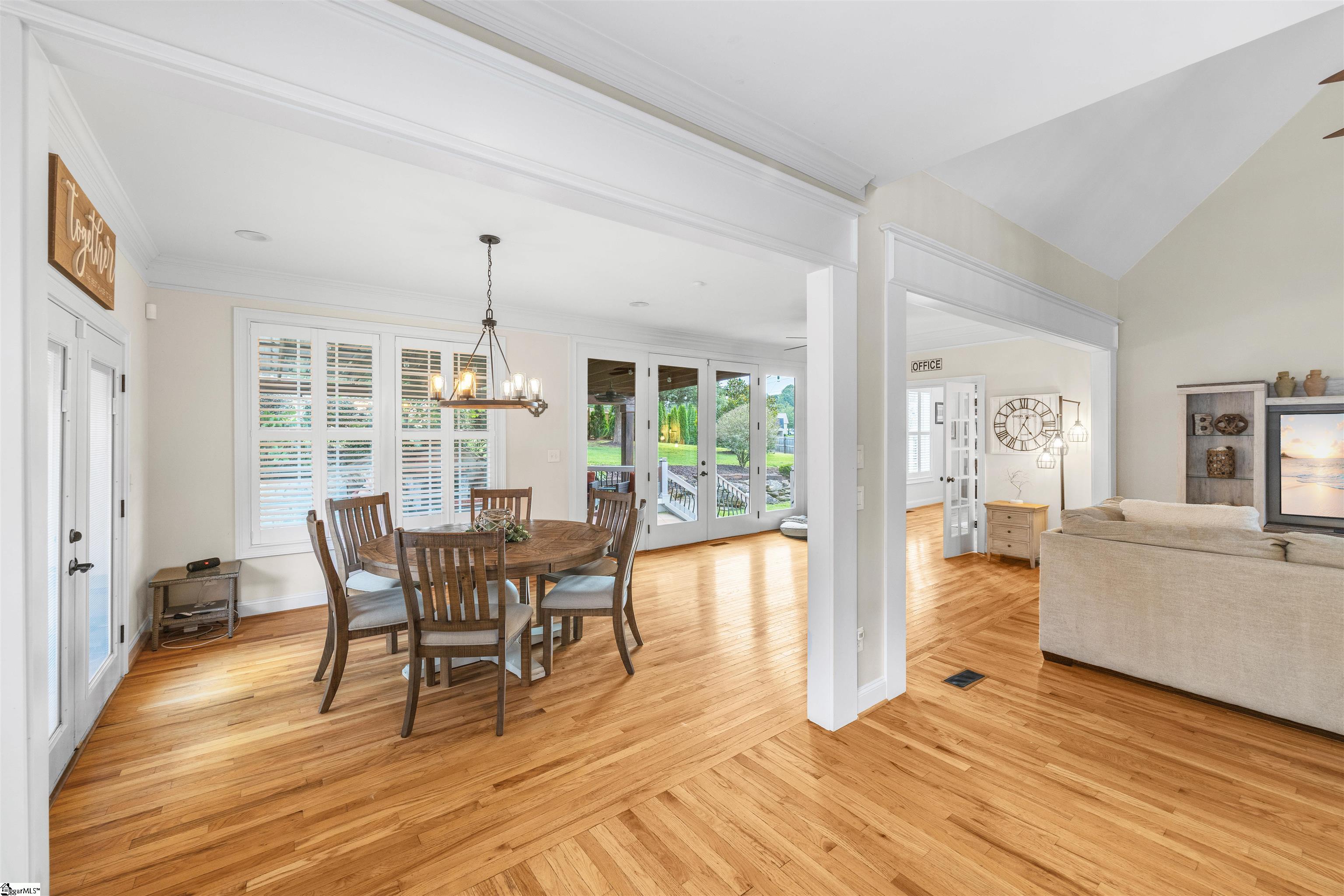 317 Squires Creek Road Simpsonville, SC 29681