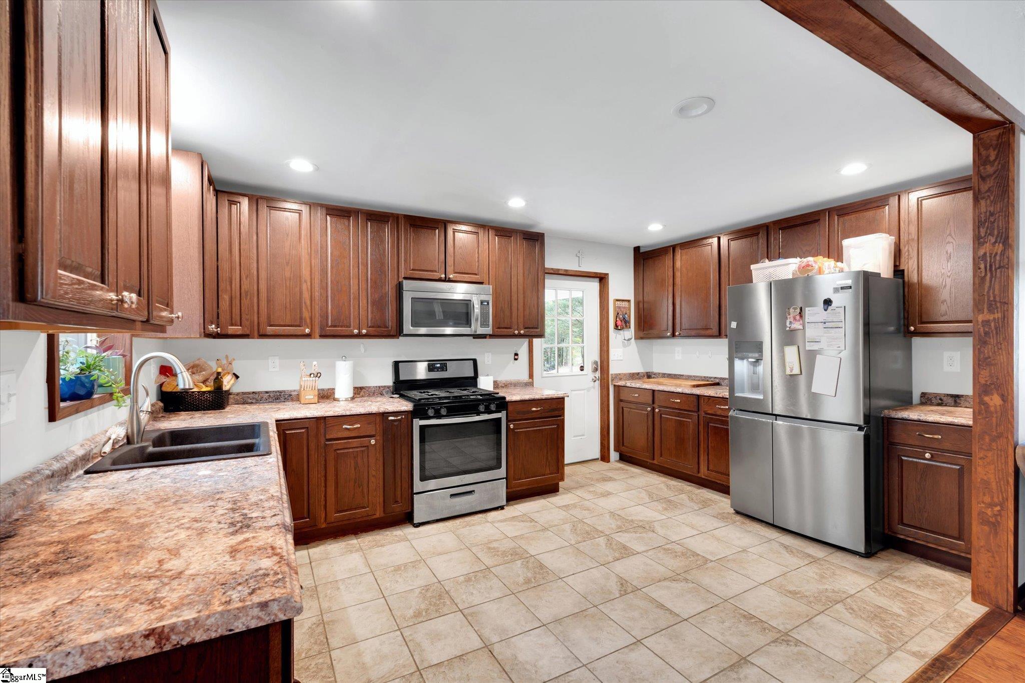 208 Preakness Patti Clinton, SC 29325