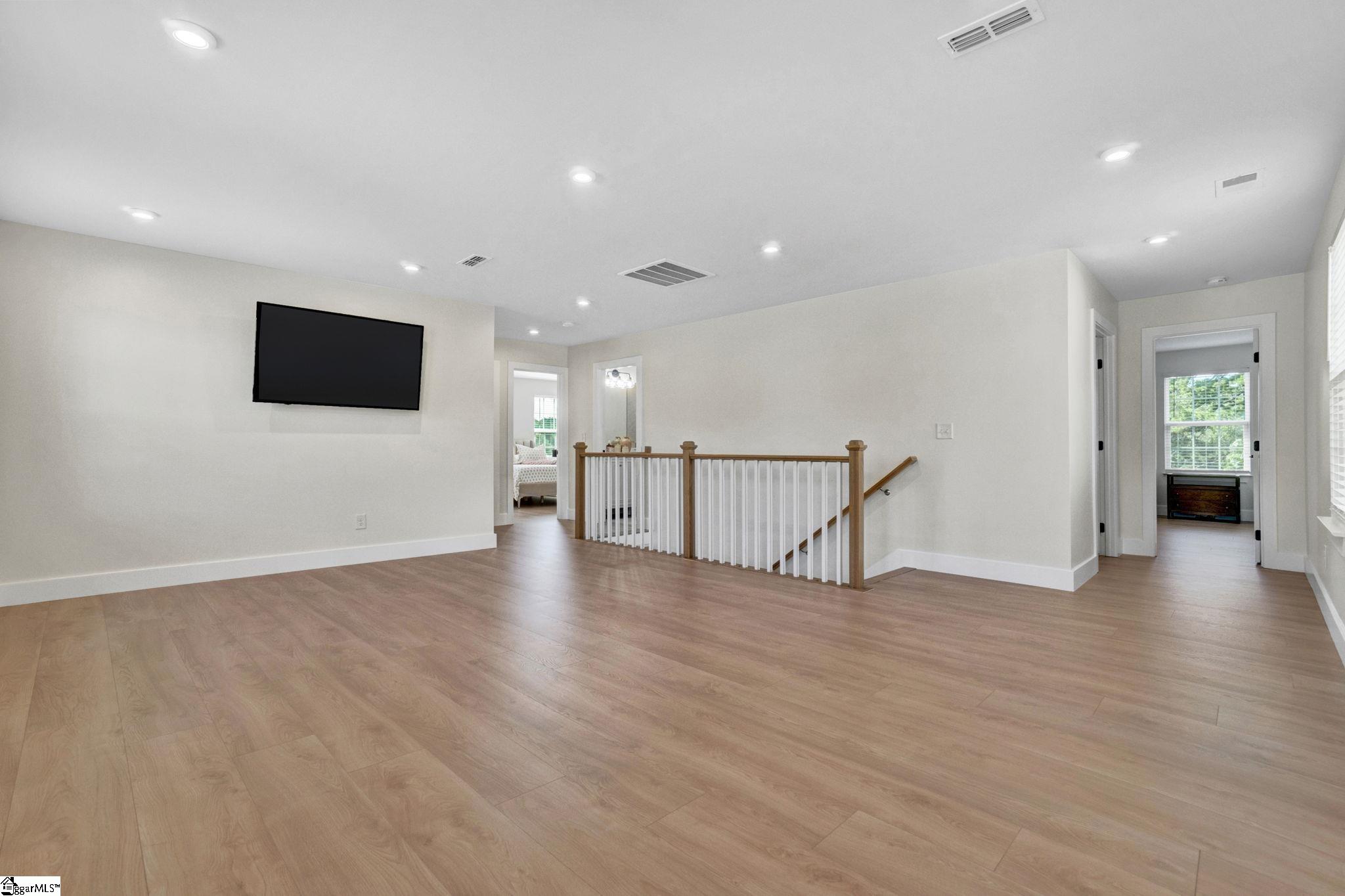 1694 Burtonwood Drive Moore, SC 29369