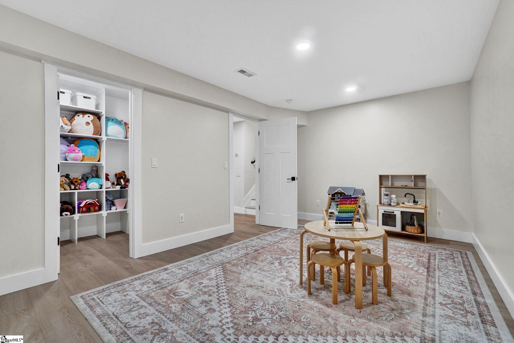 1694 Burtonwood Drive Moore, SC 29369