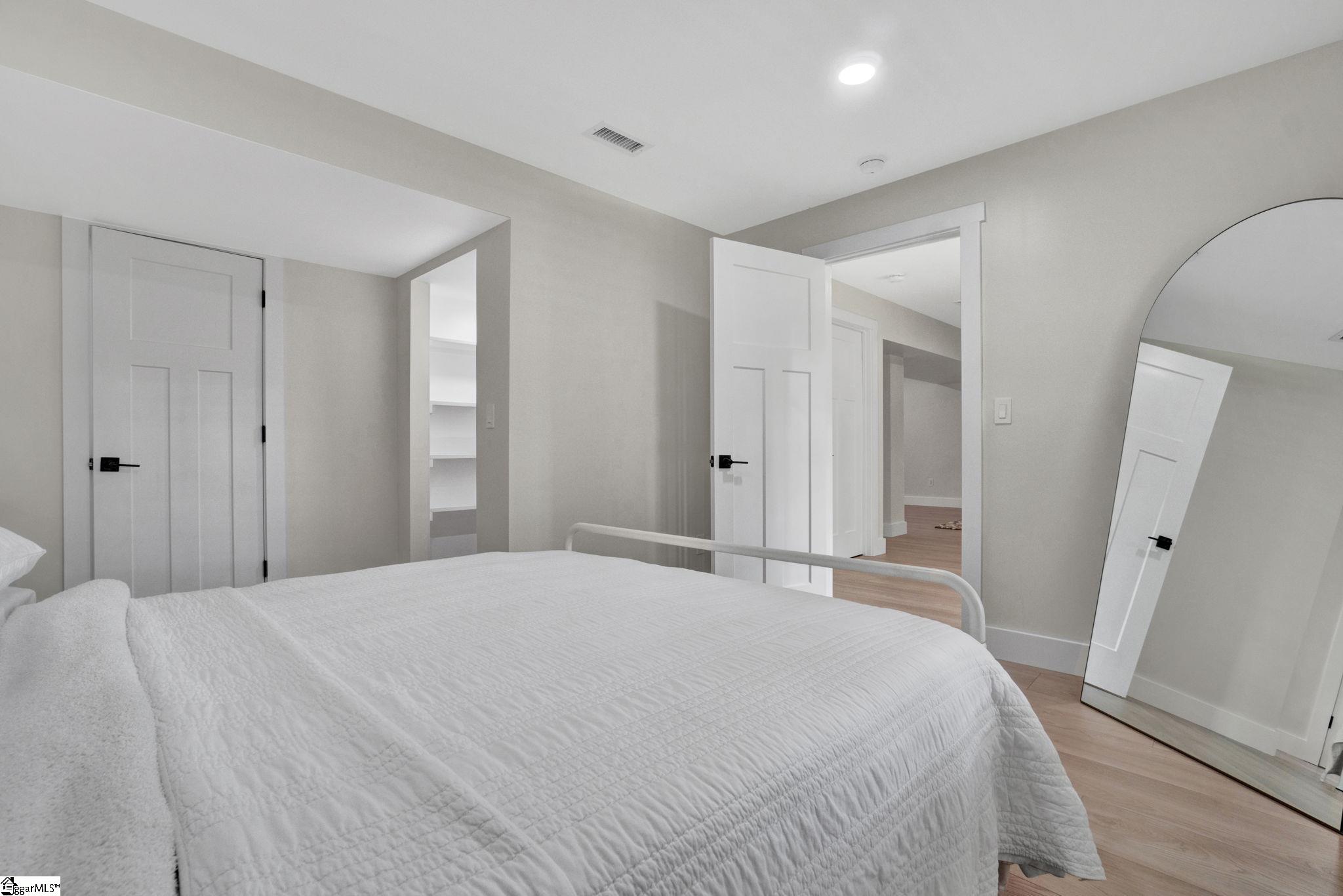 1694 Burtonwood Drive Moore, SC 29369