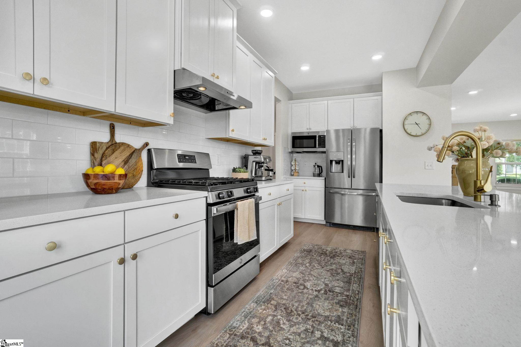 1694 Burtonwood Drive Moore, SC 29369