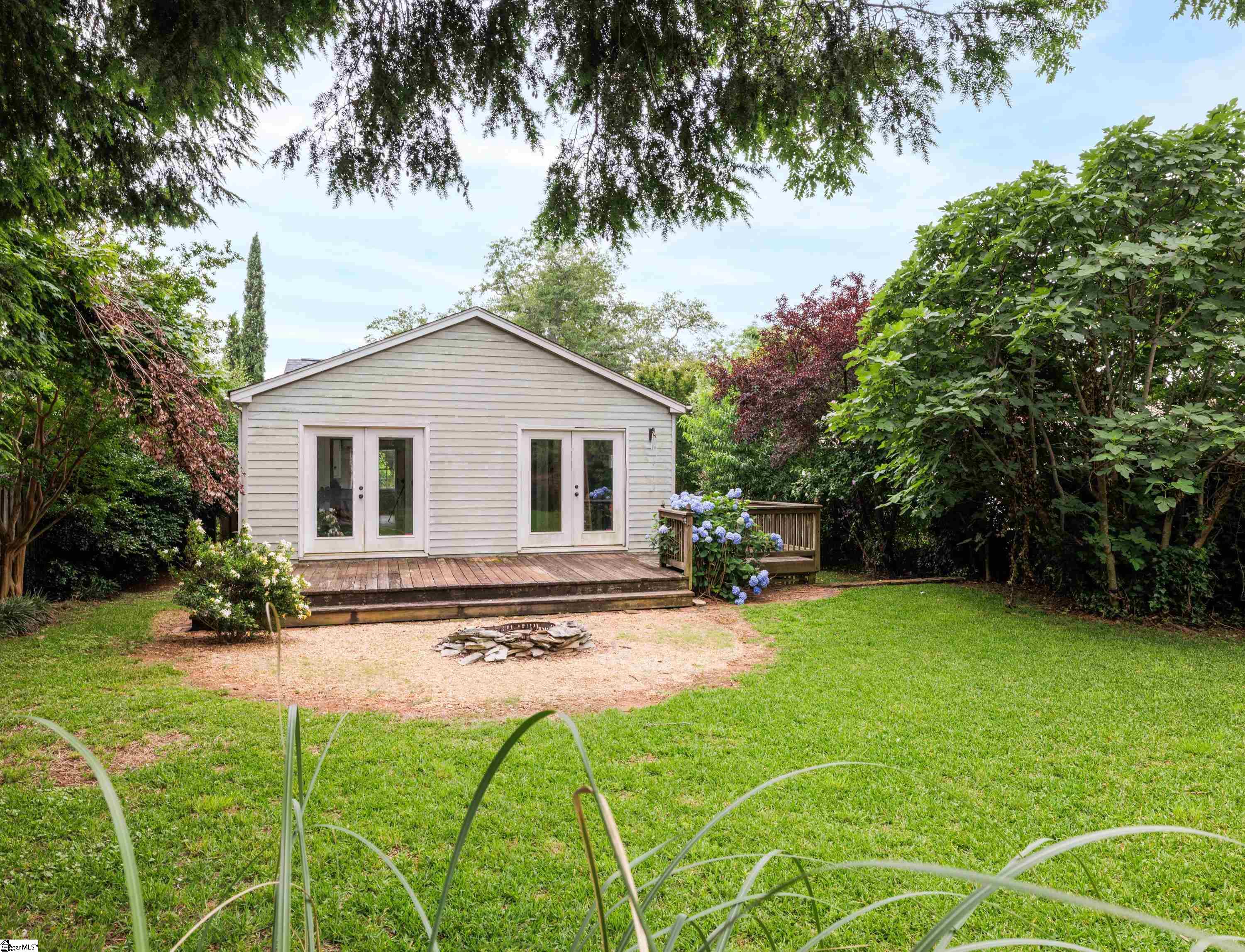 222 Buist Avenue Greenville, SC 29609
