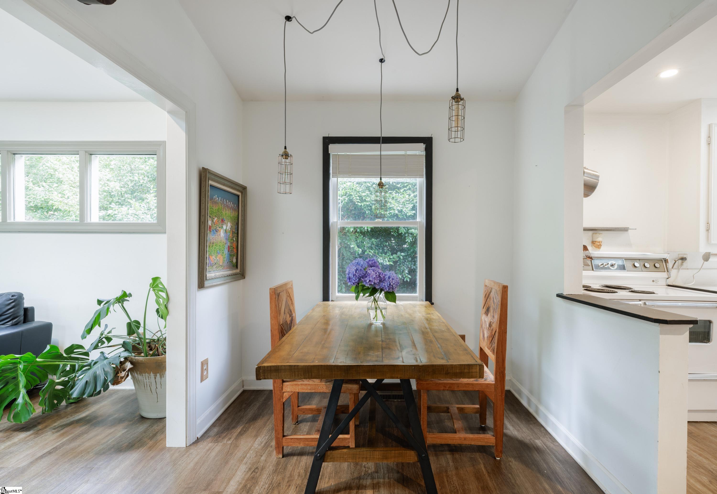 222 Buist Avenue Greenville, SC 29609