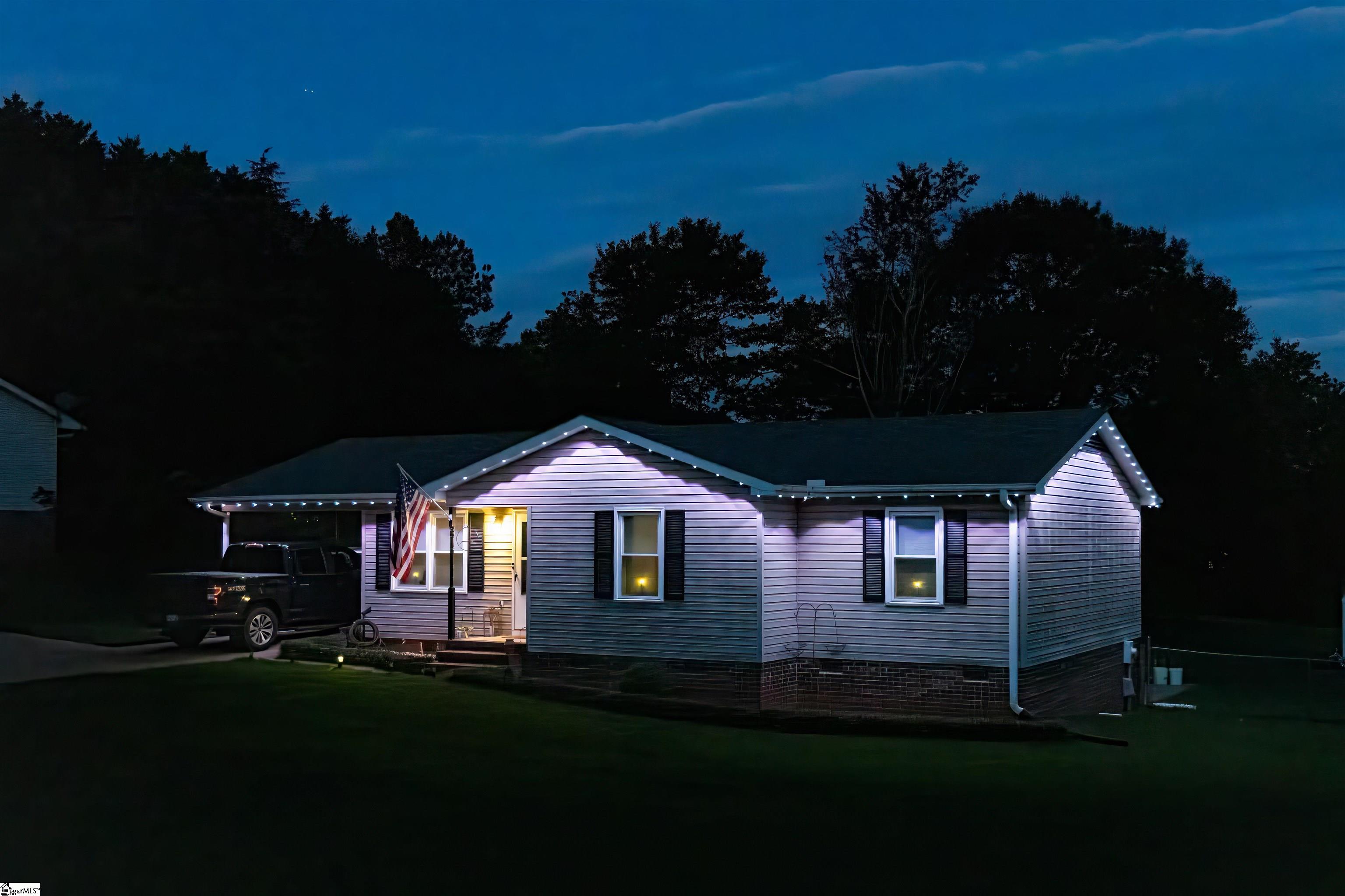 1208 Five Forks Road Pendelton, SC 29670