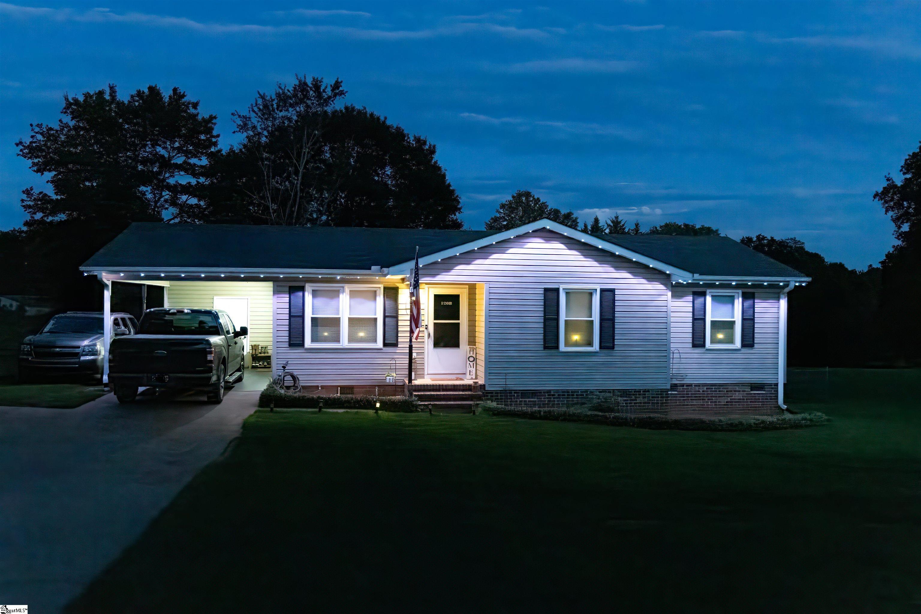1208 Five Forks Road Pendelton, SC 29670