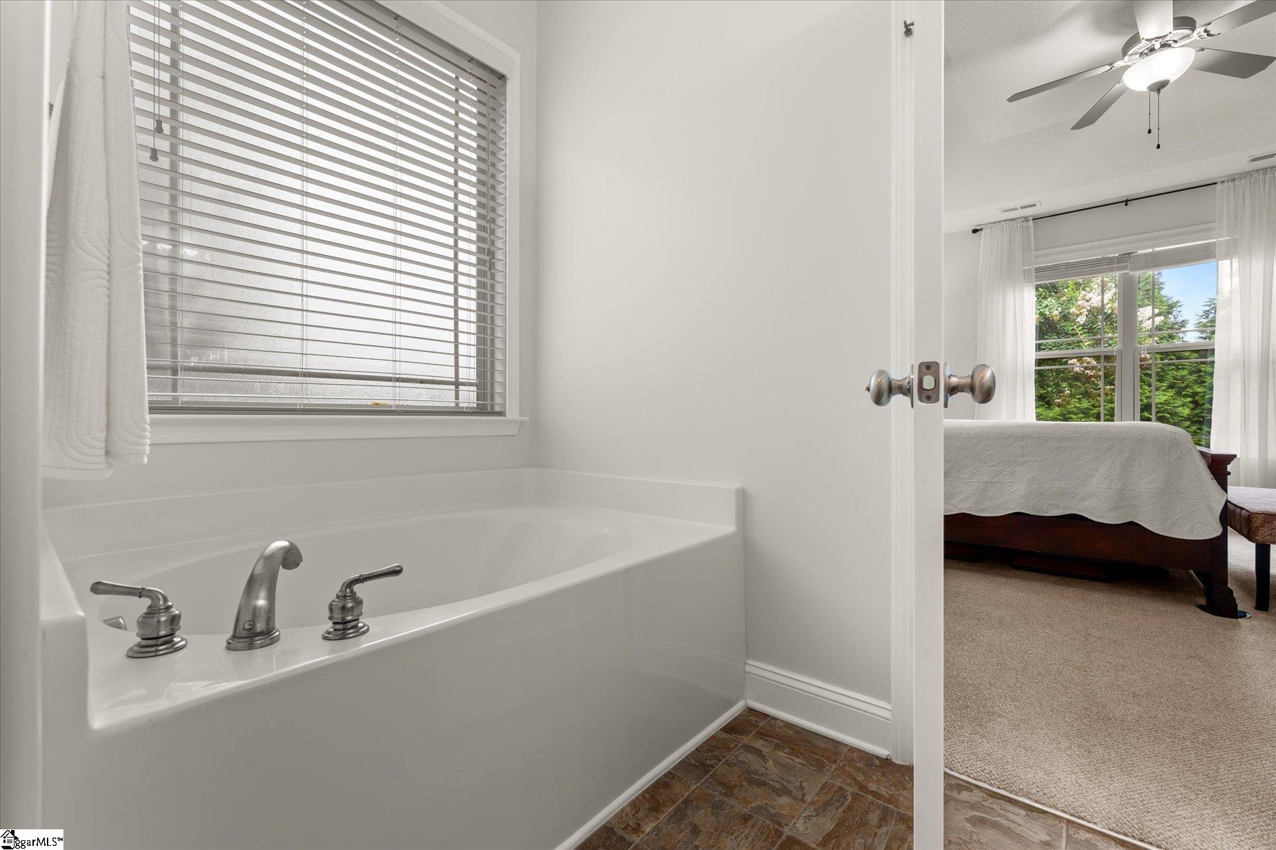 6 Dunbrook Drive Simpsonville, SC 29680
