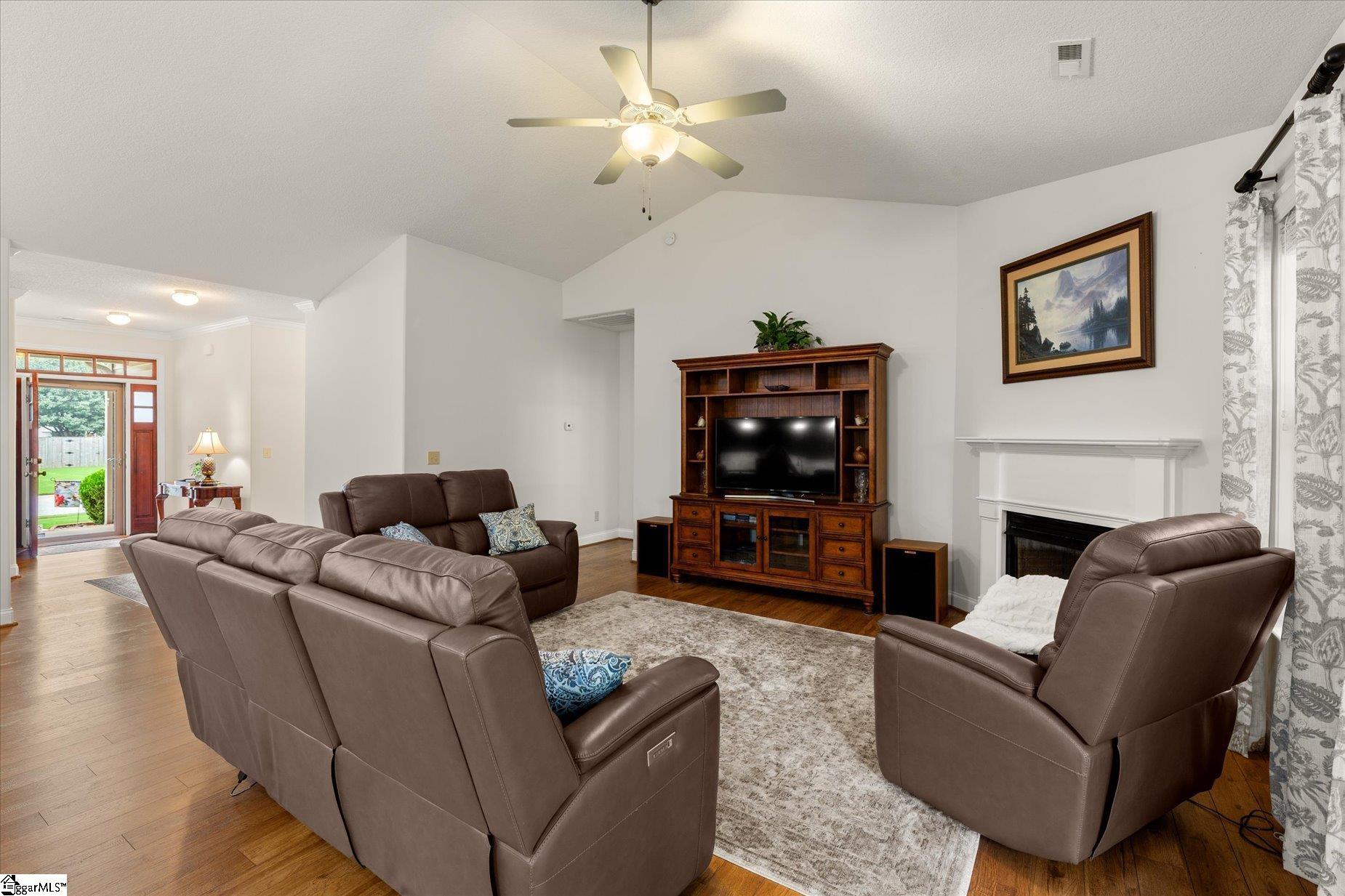 6 Dunbrook Drive Simpsonville, SC 29680