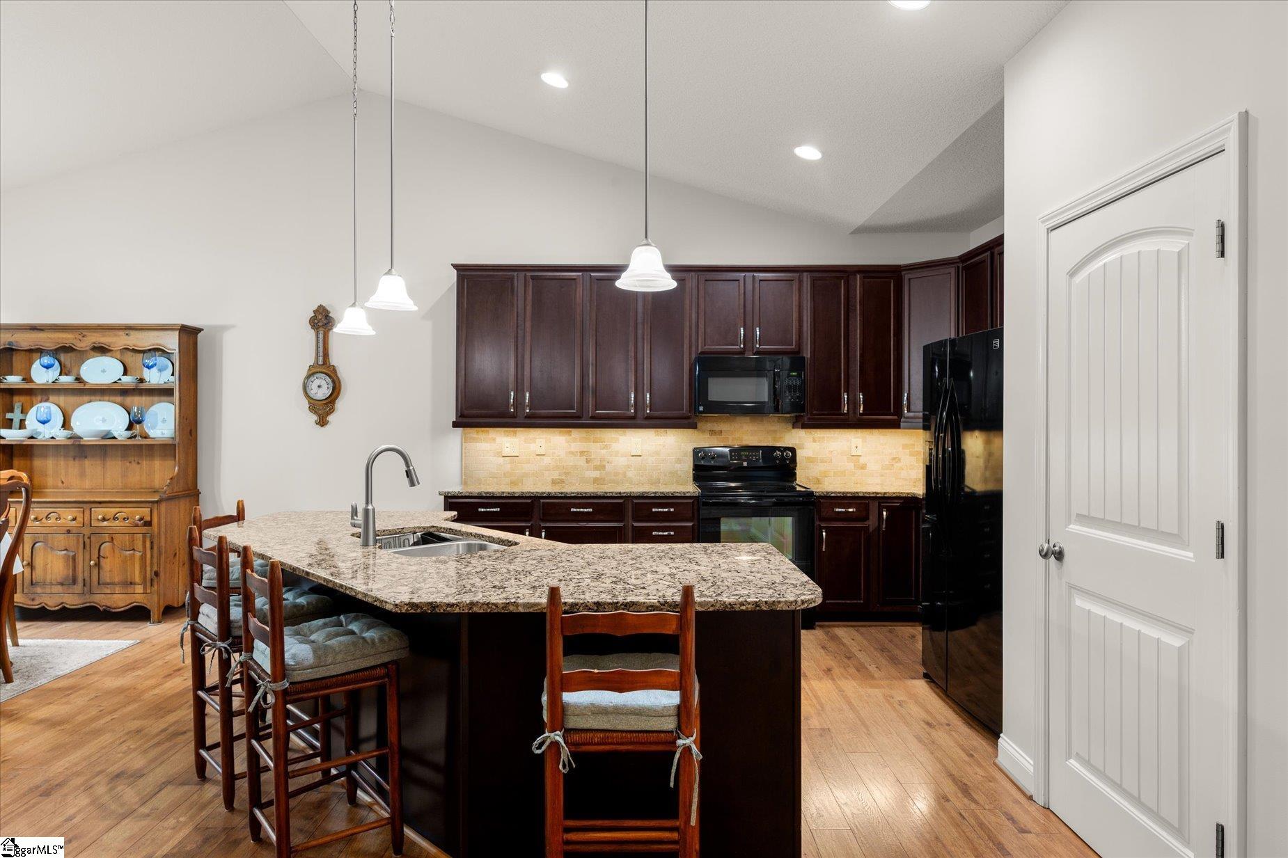 6 Dunbrook Drive Simpsonville, SC 29680