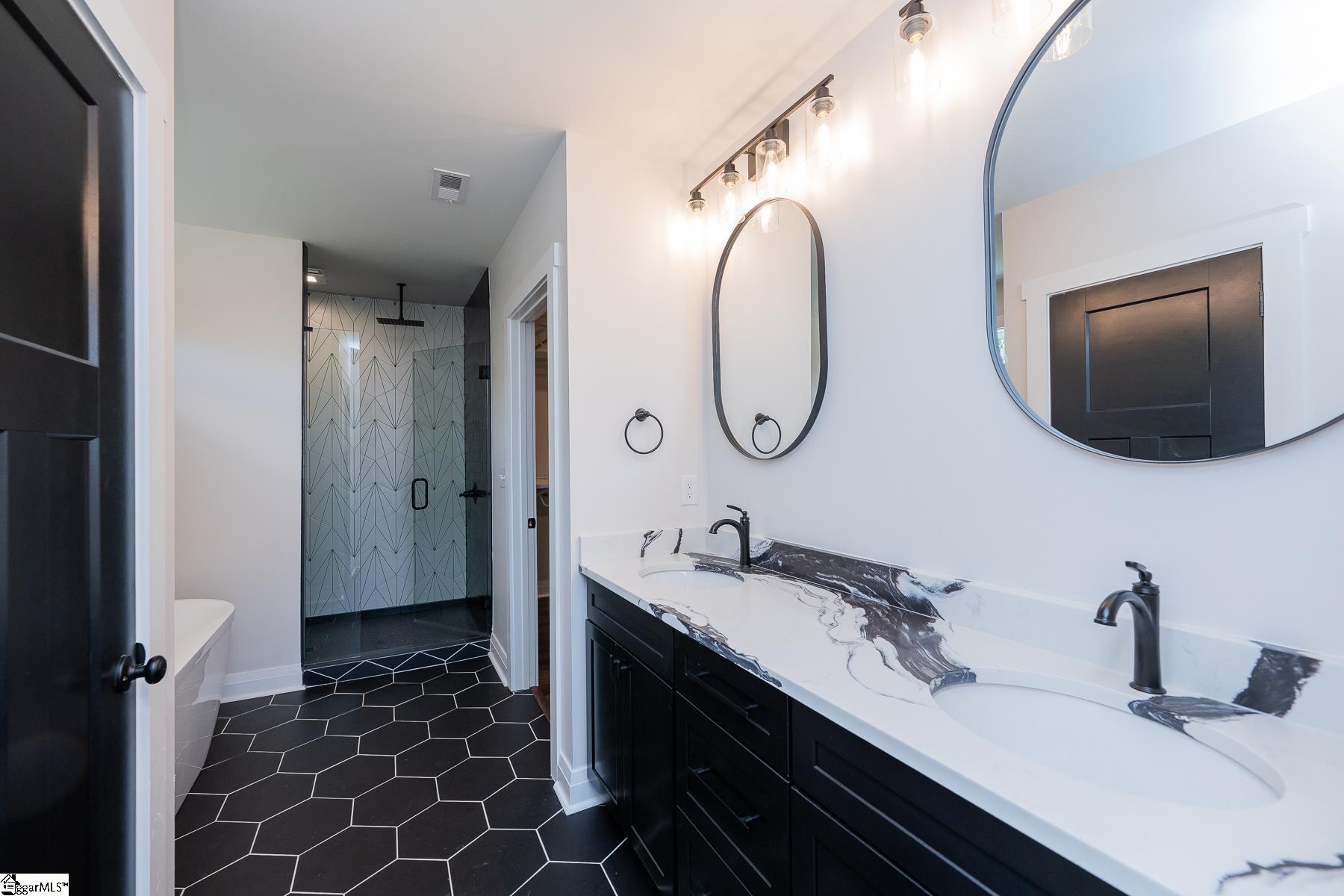 15 Evelyn Avenue Greenville, SC 29607