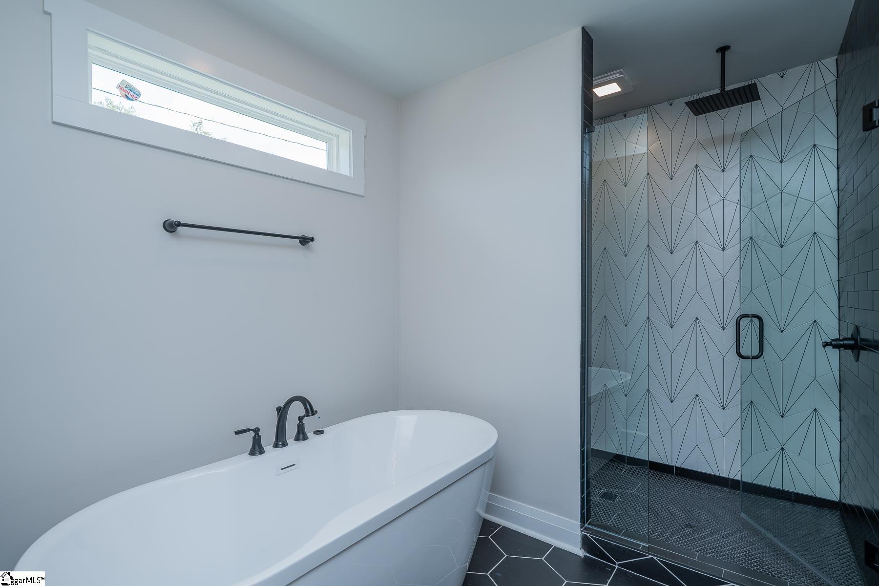 15 Evelyn Avenue Greenville, SC 29607