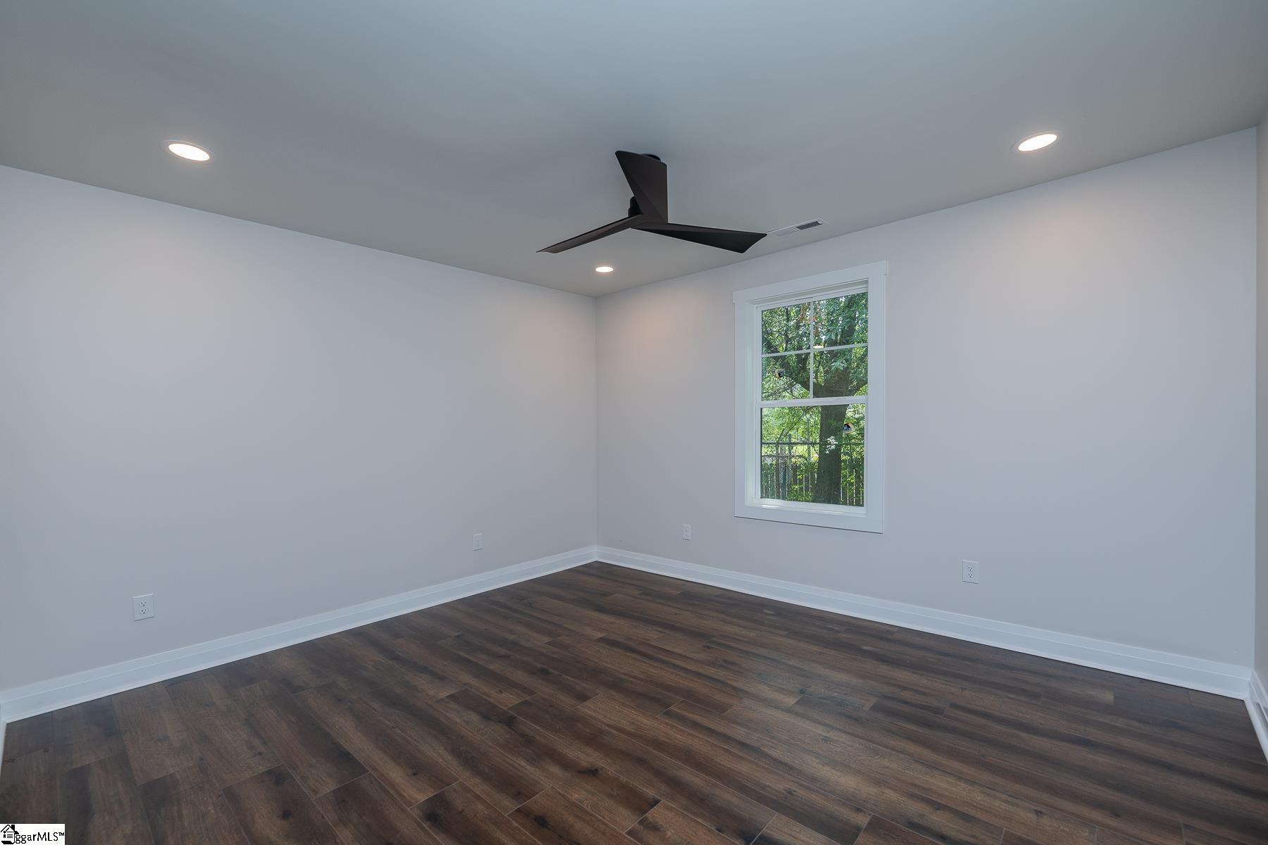 15 Evelyn Avenue Greenville, SC 29607