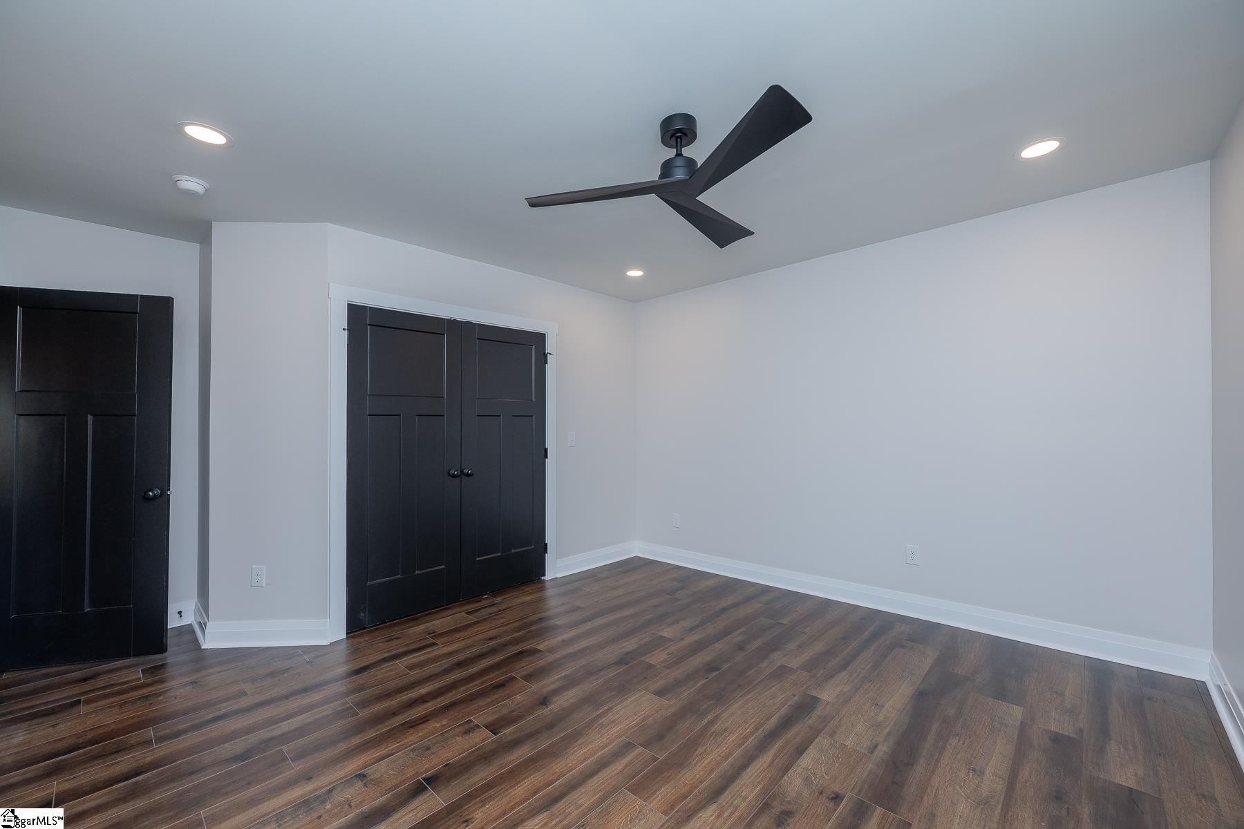 15 Evelyn Avenue Greenville, SC 29607
