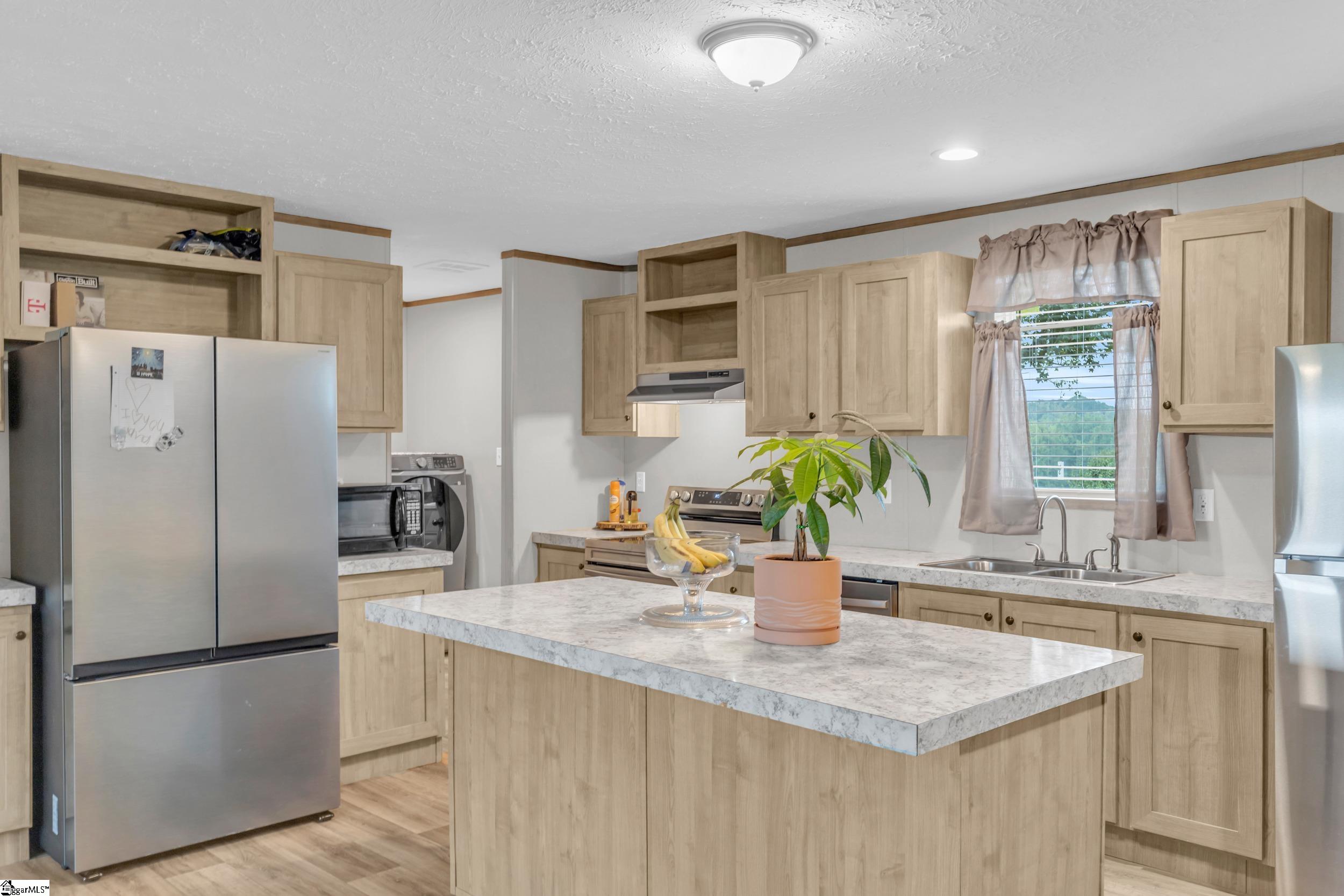112 Burdette Road Iva, SC 29655