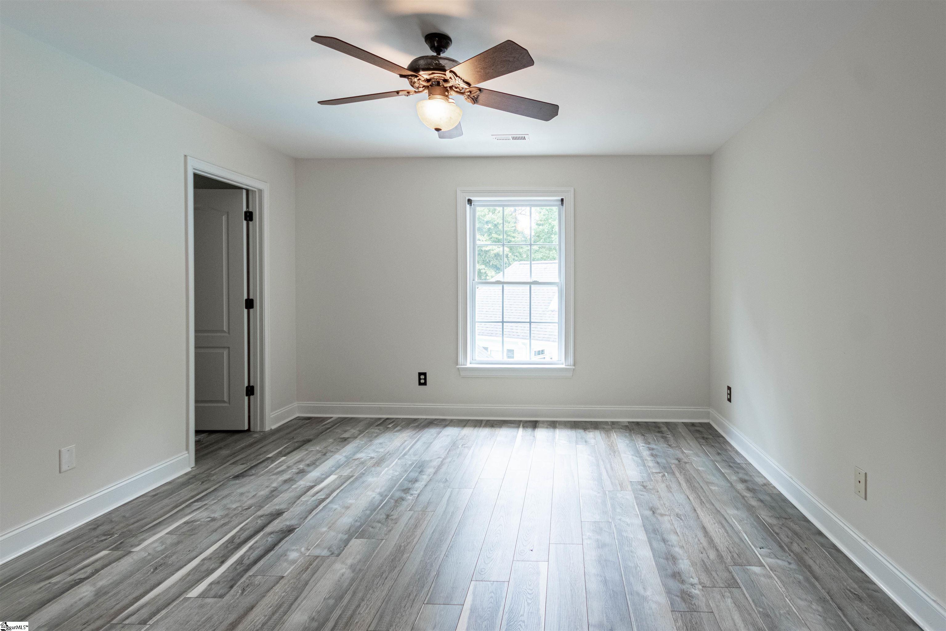 109 Creek Crossing Way Greer, SC 29651