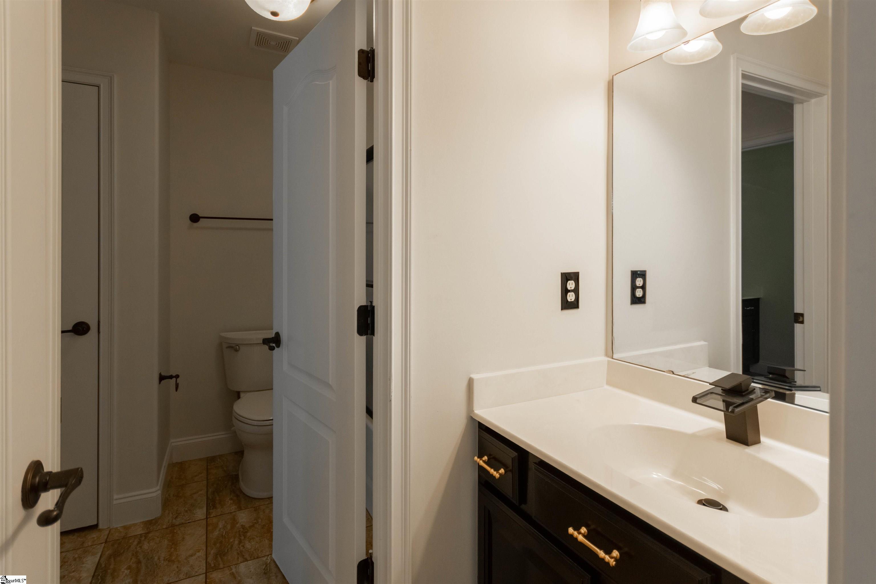 109 Creek Crossing Way Greer, SC 29651