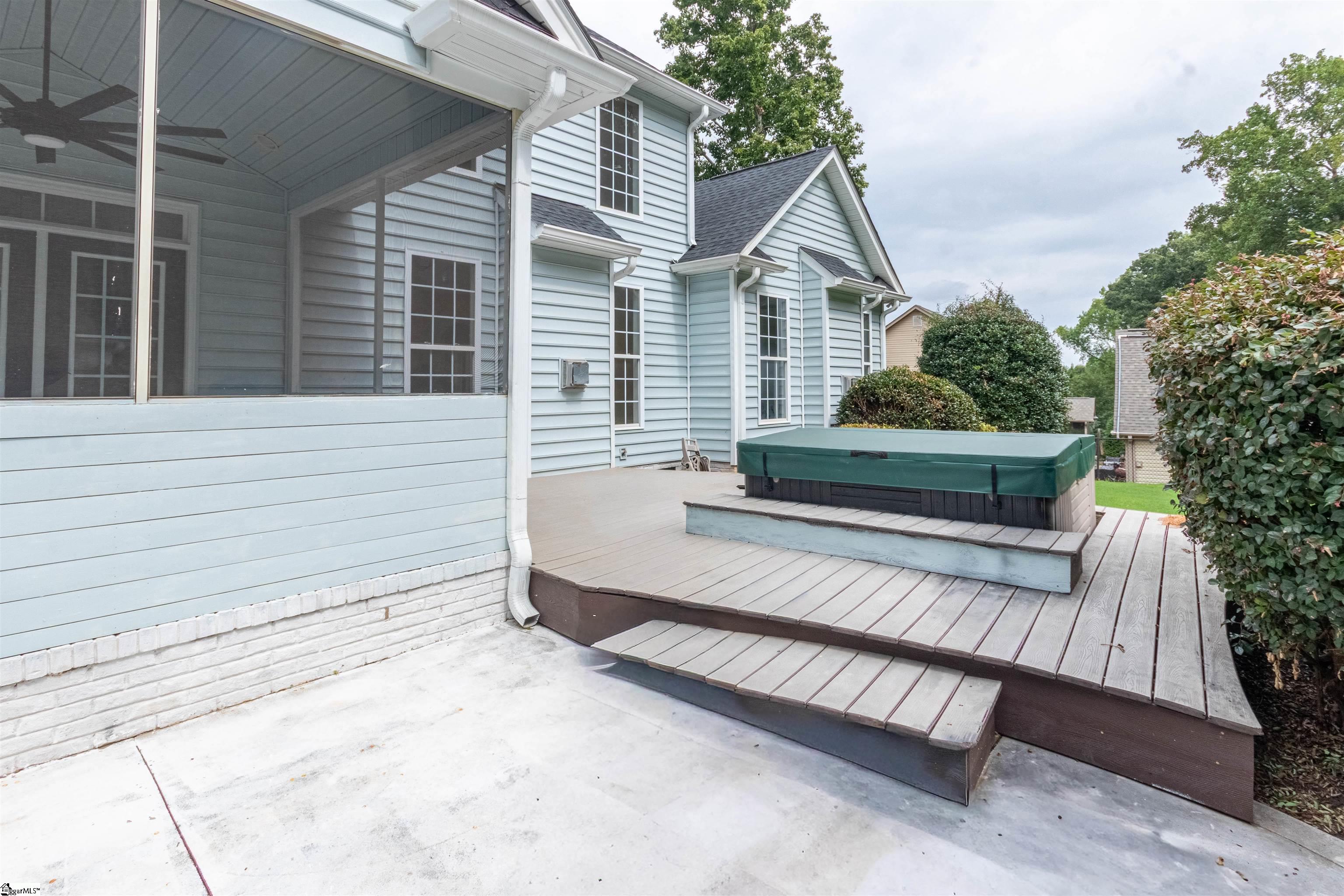 109 Creek Crossing Way Greer, SC 29651